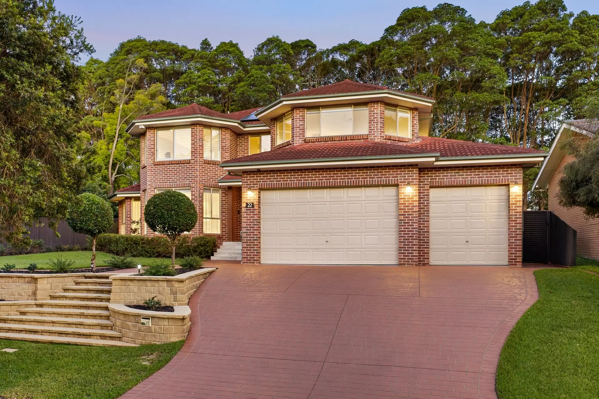 22 Hodgson Crescent, Baulkham Hills Sold by Richard Matthews Real Estate - image 1