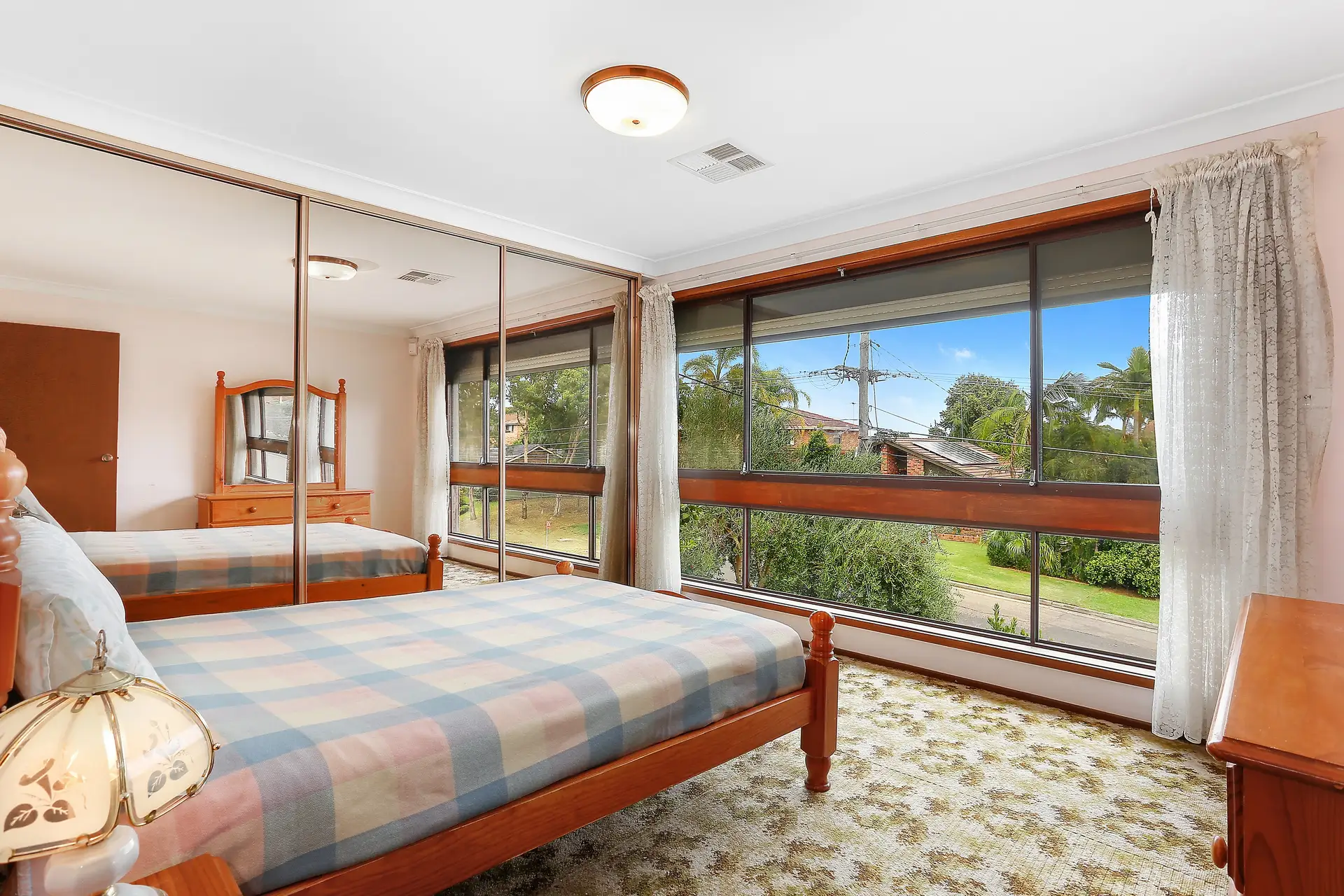 15 Foley Street, Georges Hall Sold by Richard Matthews Real Estate - image 5