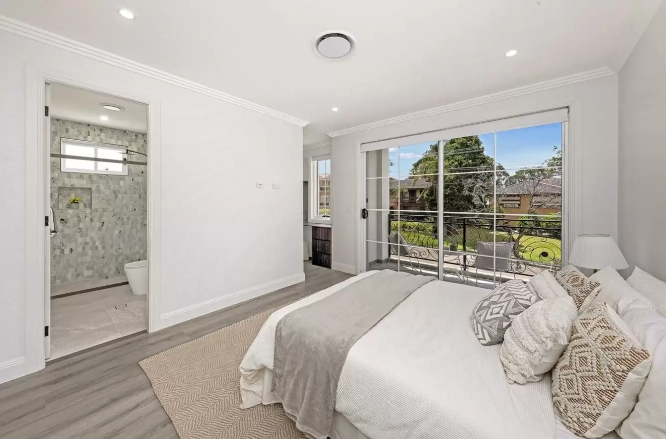 26A Yvonne Crescent, Georges Hall For Sale by Richard Matthews Real Estate - image 5