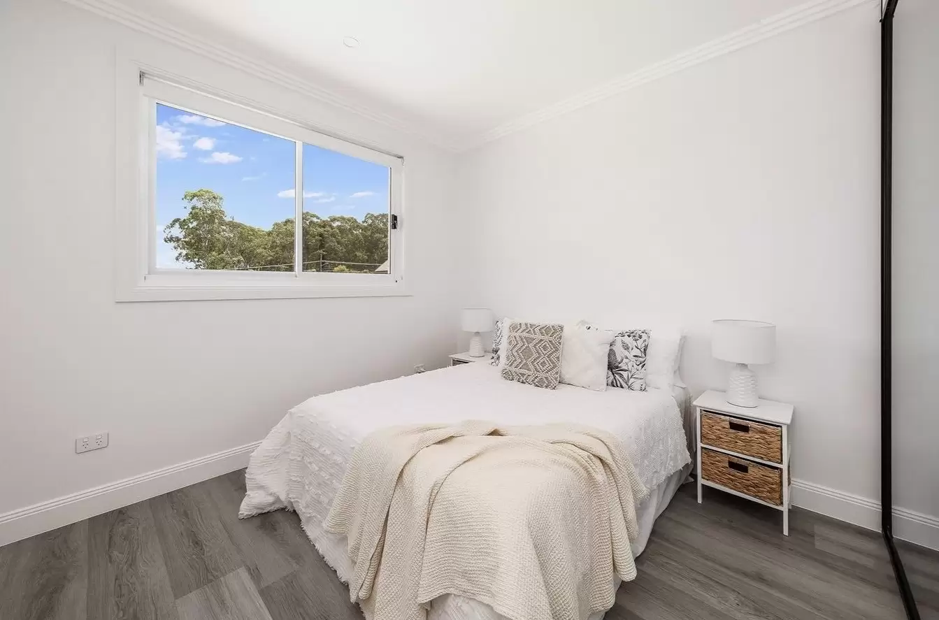 26A Yvonne Crescent, Georges Hall For Sale by Richard Matthews Real Estate - image 4