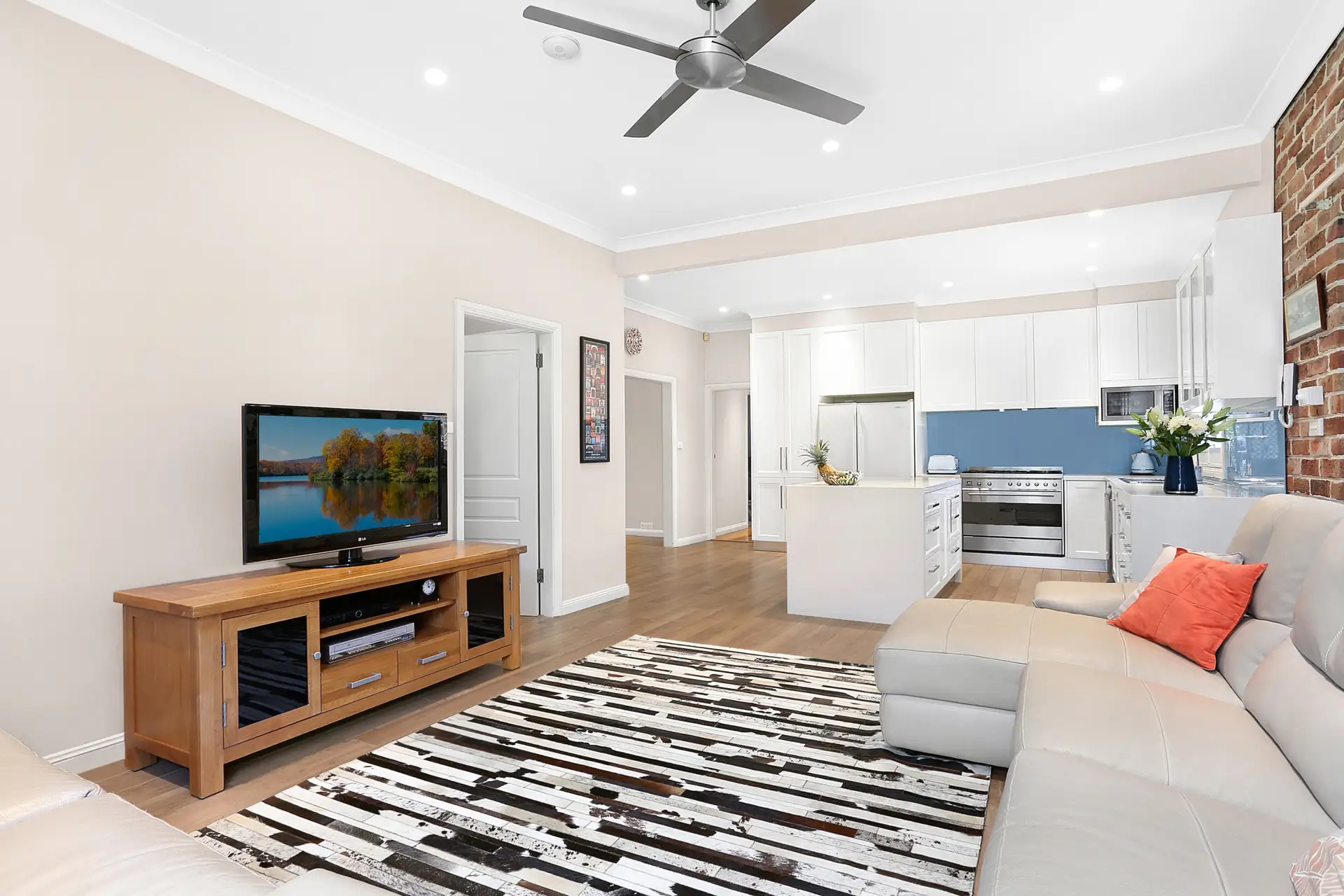 194 The Boulevarde, Strathfield Sold by Richard Matthews Real Estate - image 1