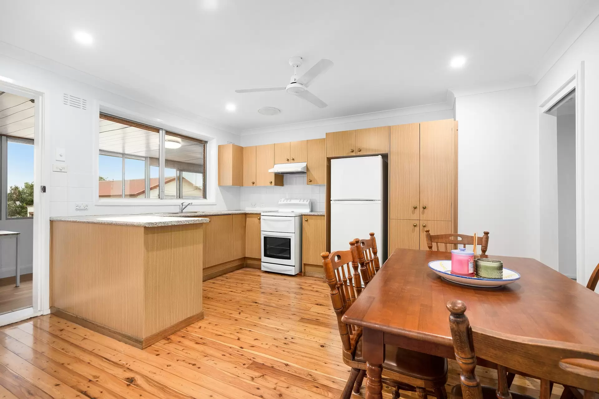 16 Anthony Street, Blacktown Sold by Richard Matthews Real Estate - image 3