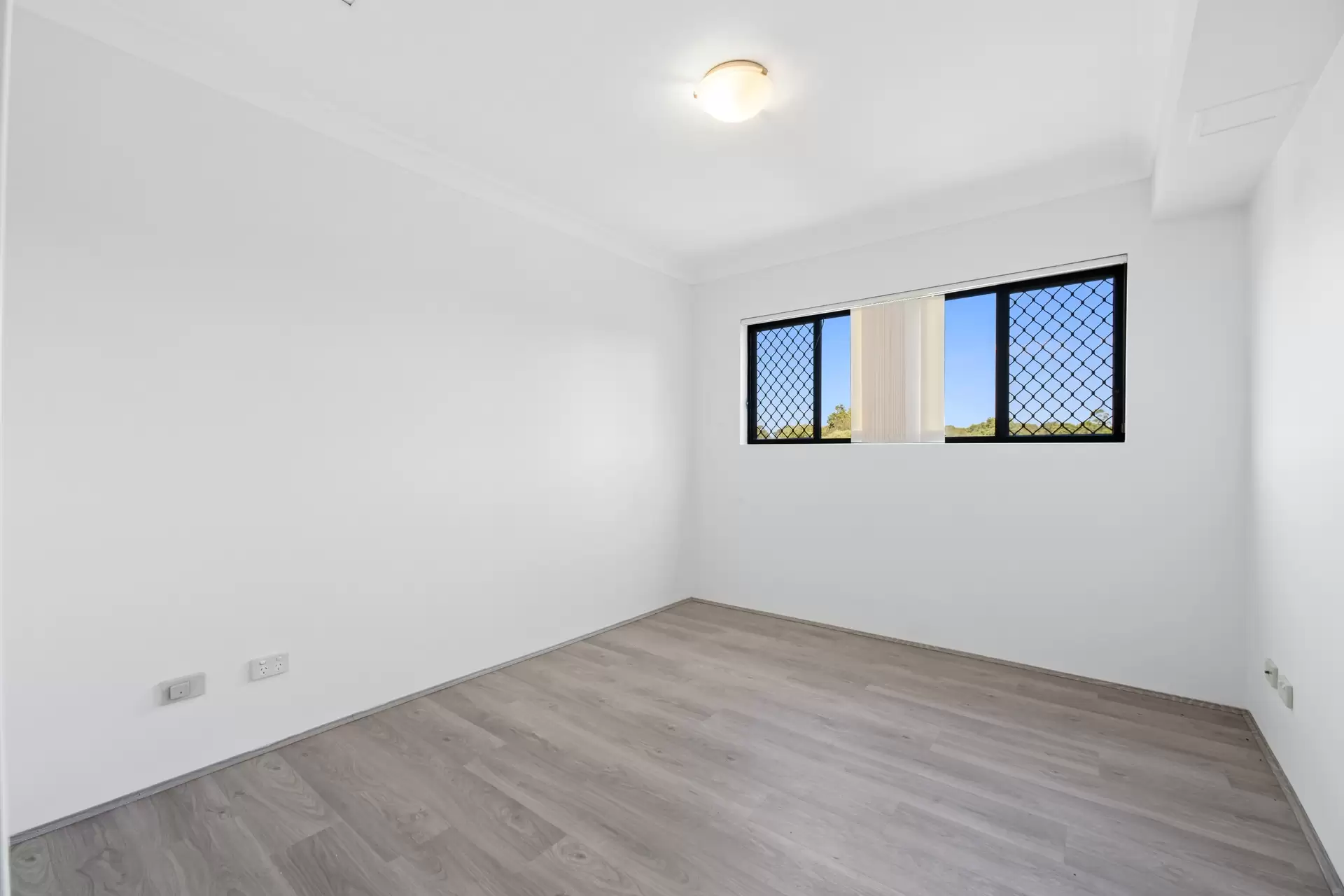 3/50-54 Henley Road, Homebush West Leased by Richard Matthews Real Estate - image 3