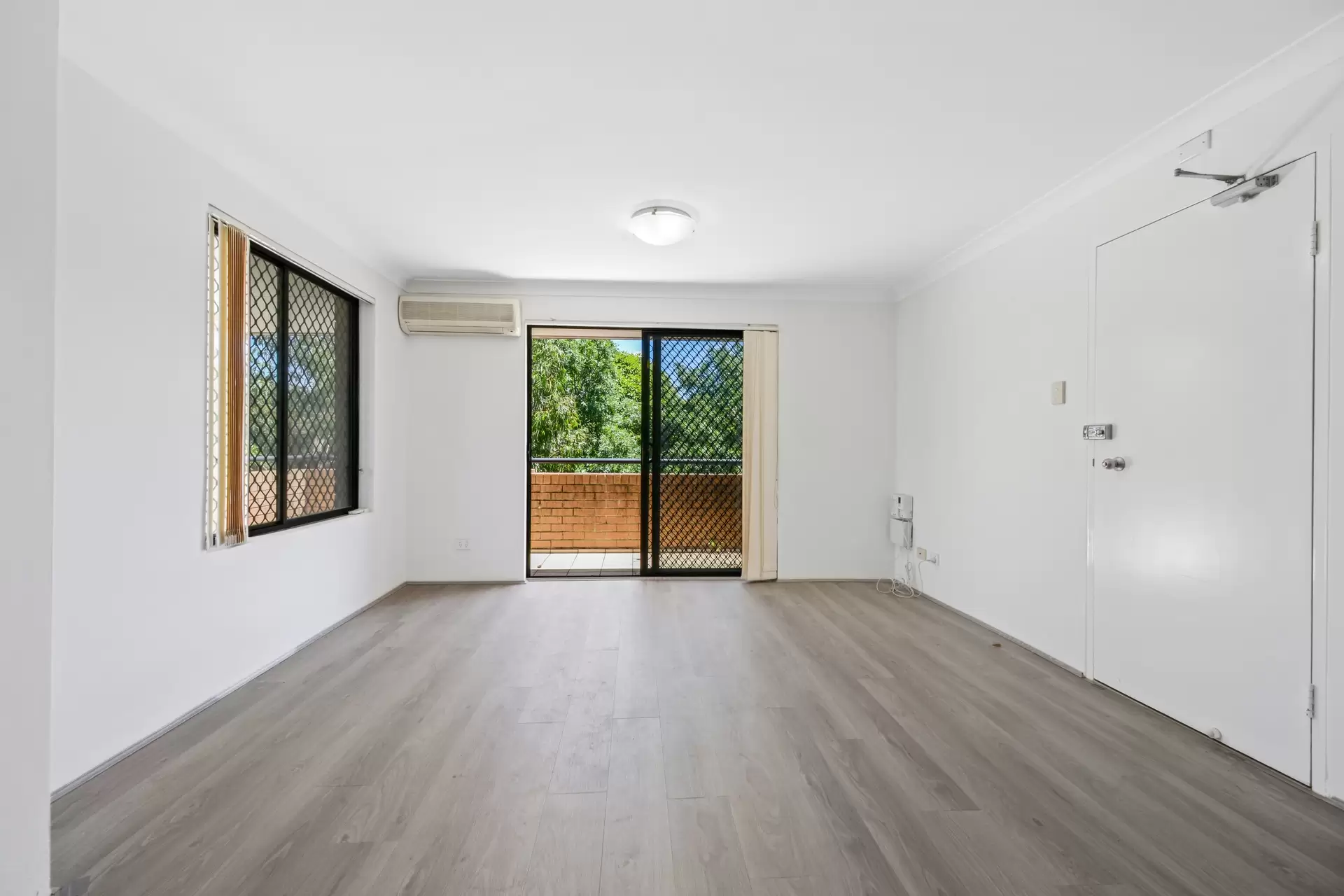 3/50-54 Henley Road, Homebush West Leased by Richard Matthews Real Estate - image 1