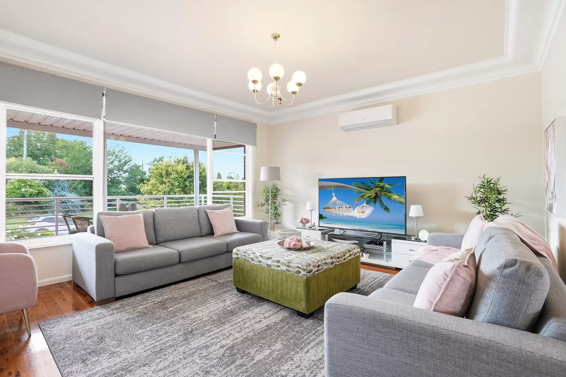6 Derwent Parade, Blacktown Sold by Richard Matthews Real Estate - image 2
