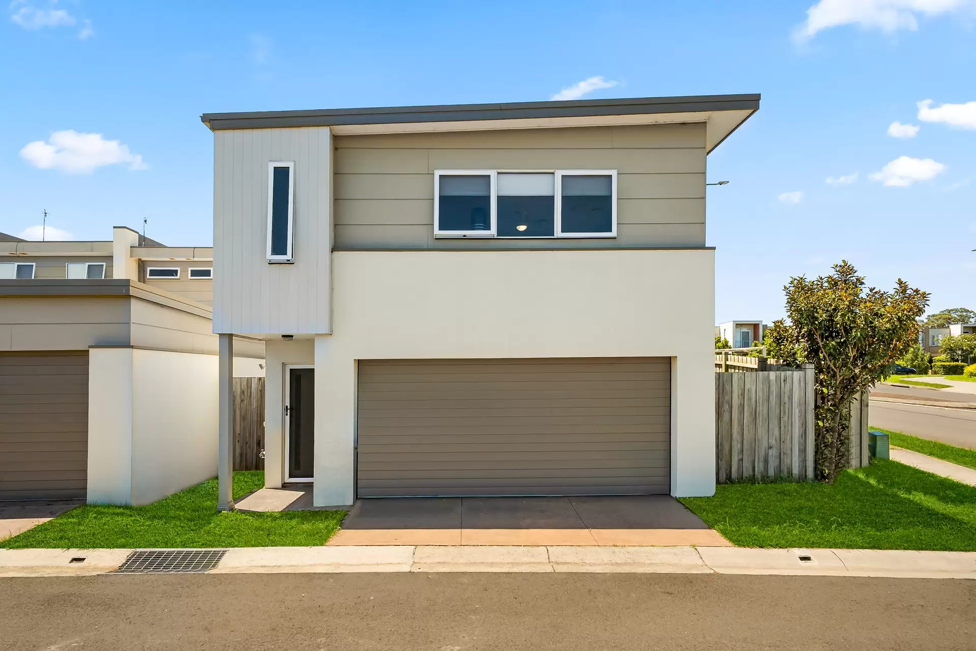 135 Liz Kernohan Drive, Elderslie Sold by Richard Matthews Real Estate - image 3