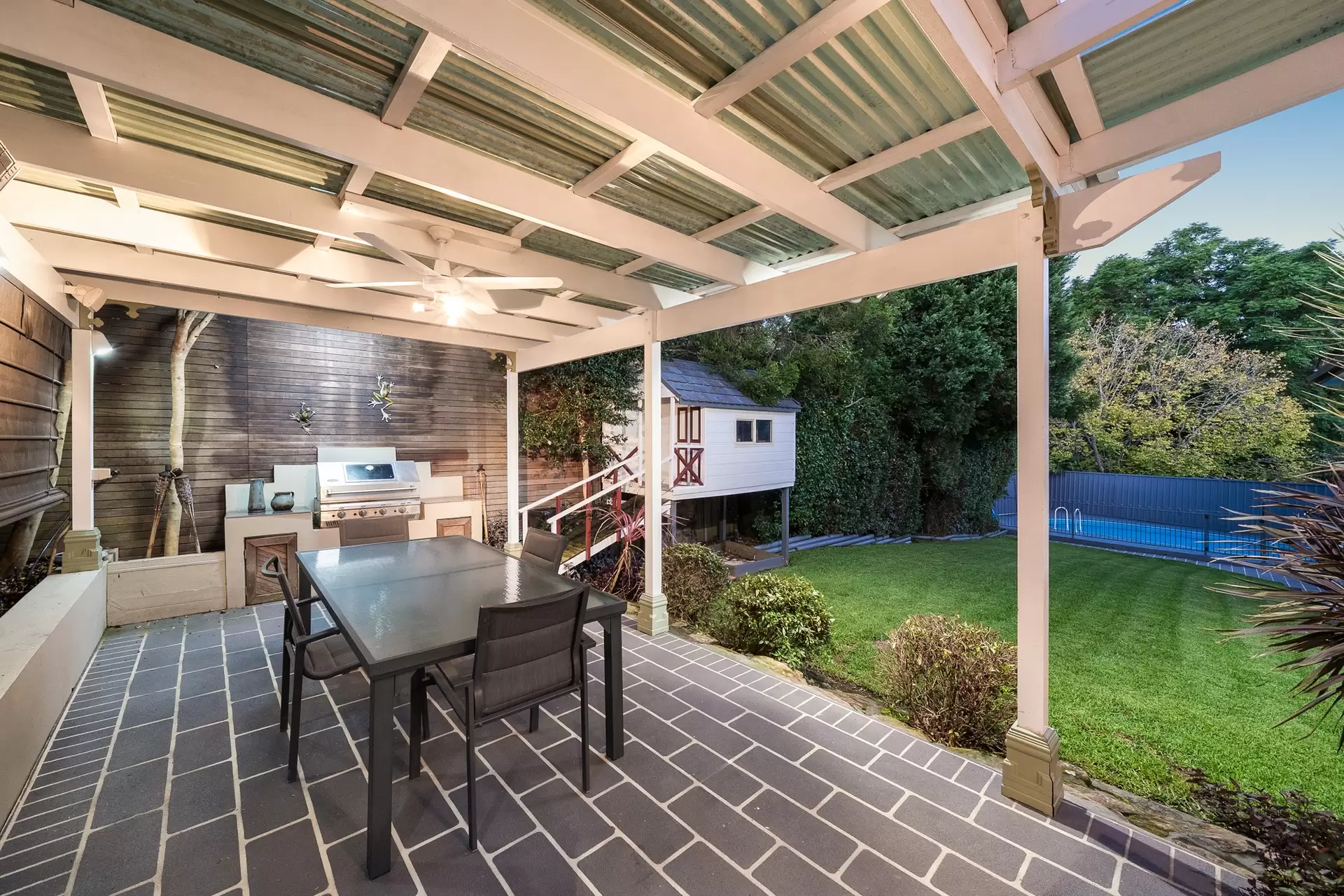 15 Landscape Street, Baulkham Hills Sold by Richard Matthews Real Estate - image 9