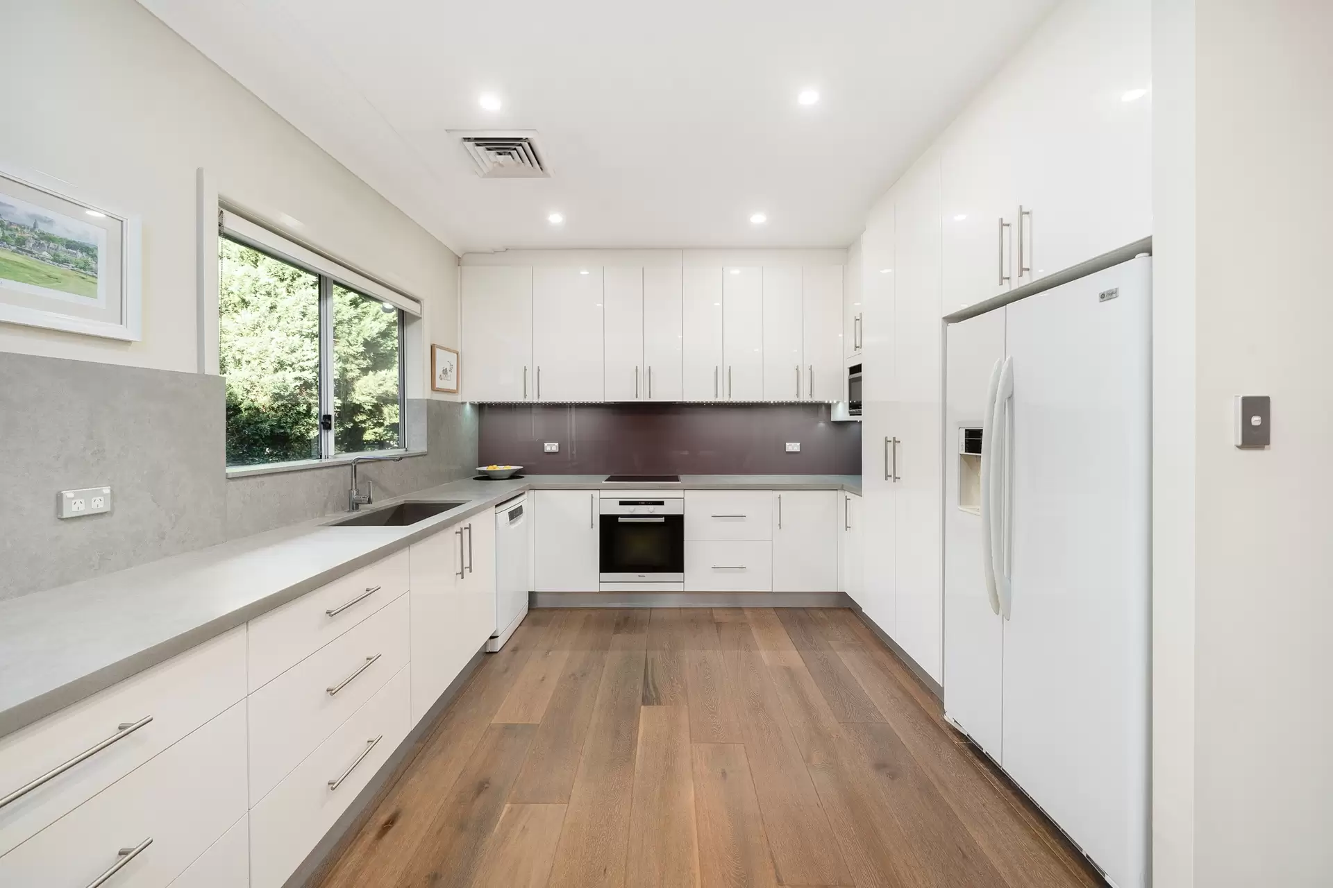 15 Landscape Street, Baulkham Hills Sold by Richard Matthews Real Estate - image 3
