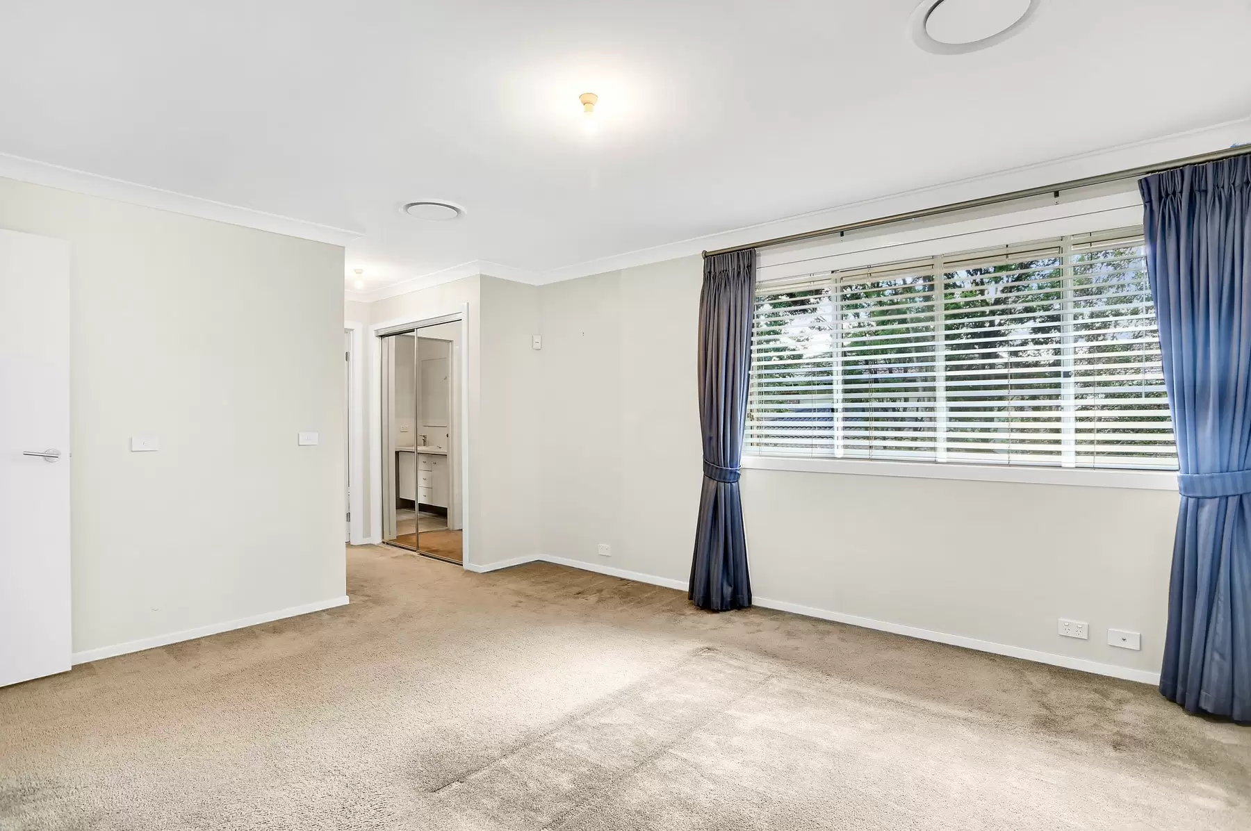 16 Portal Street, Kellyville Ridge Leased by Richard Matthews Real Estate - image 4