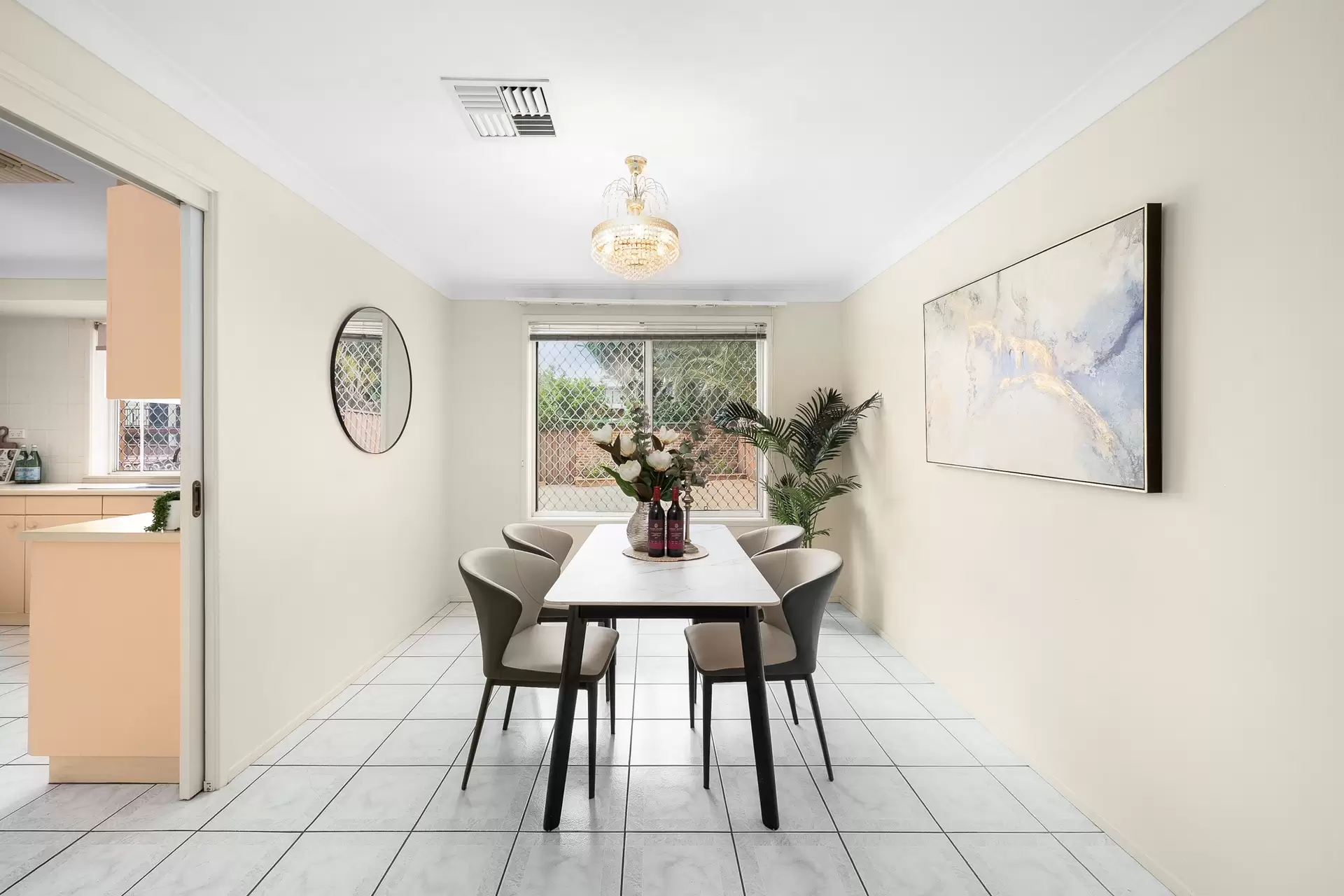 31 Yvonne Crescent, Bass Hill Sold by Richard Matthews Real Estate - image 3