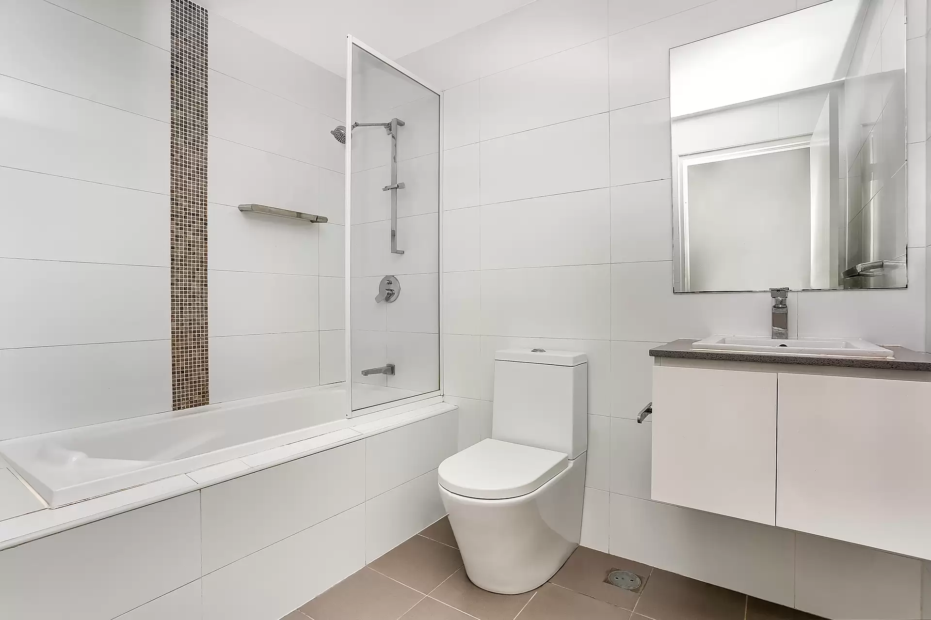 10/100 Tennyson Road, Mortlake Sold by Richard Matthews Real Estate - image 6