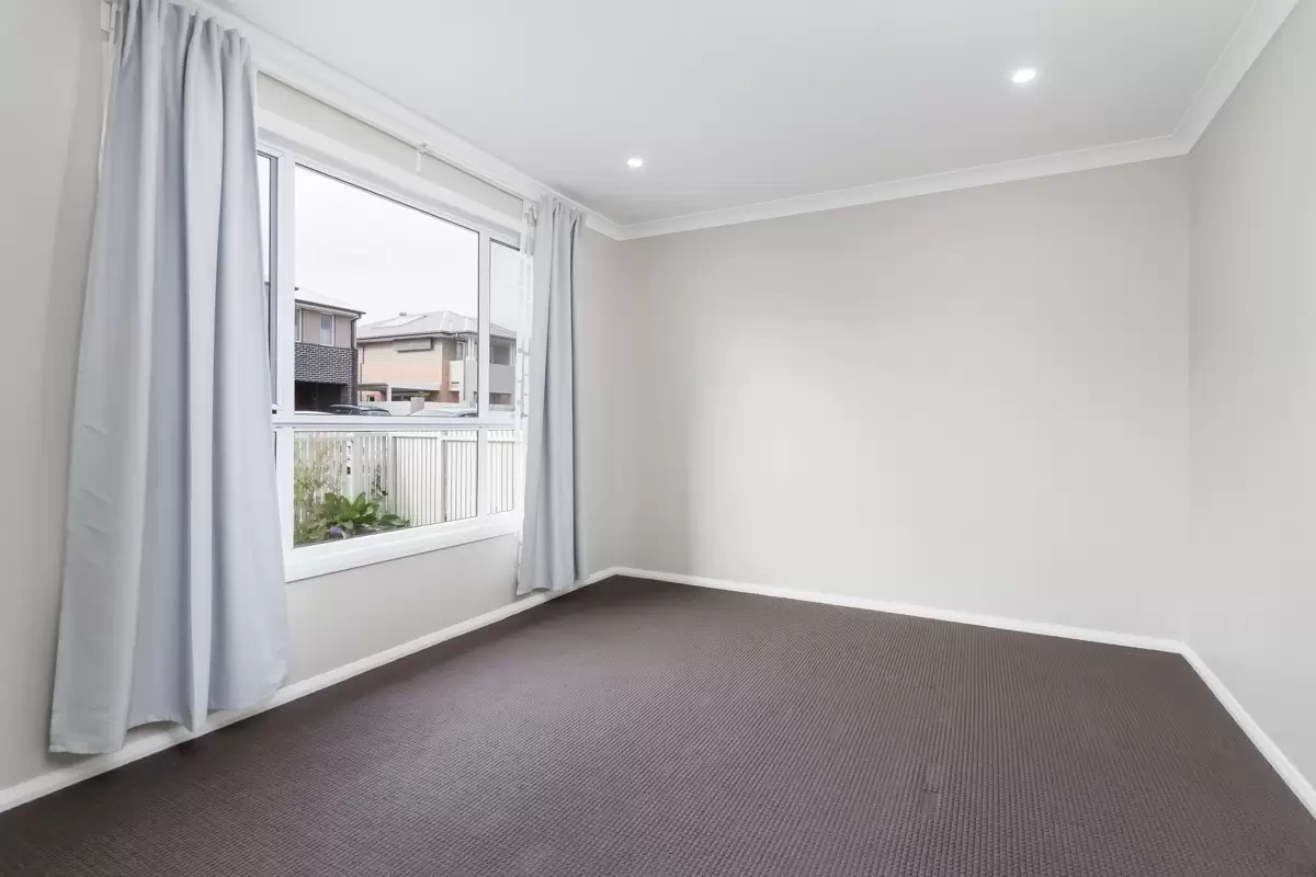 22 Peppin Street, Rouse Hill Leased by Richard Matthews Real Estate - image 4