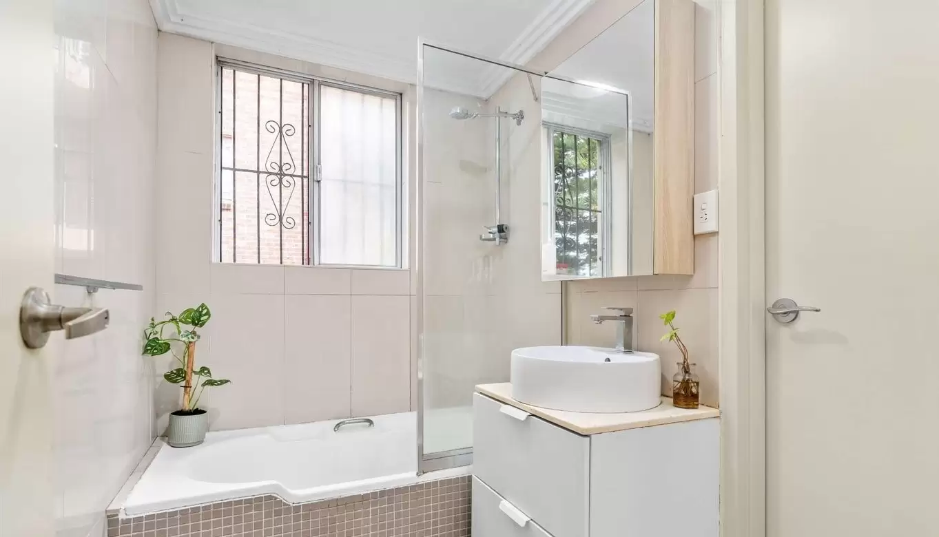 1/25 Gould Street, Campsie Leased by Richard Matthews Real Estate - image 6