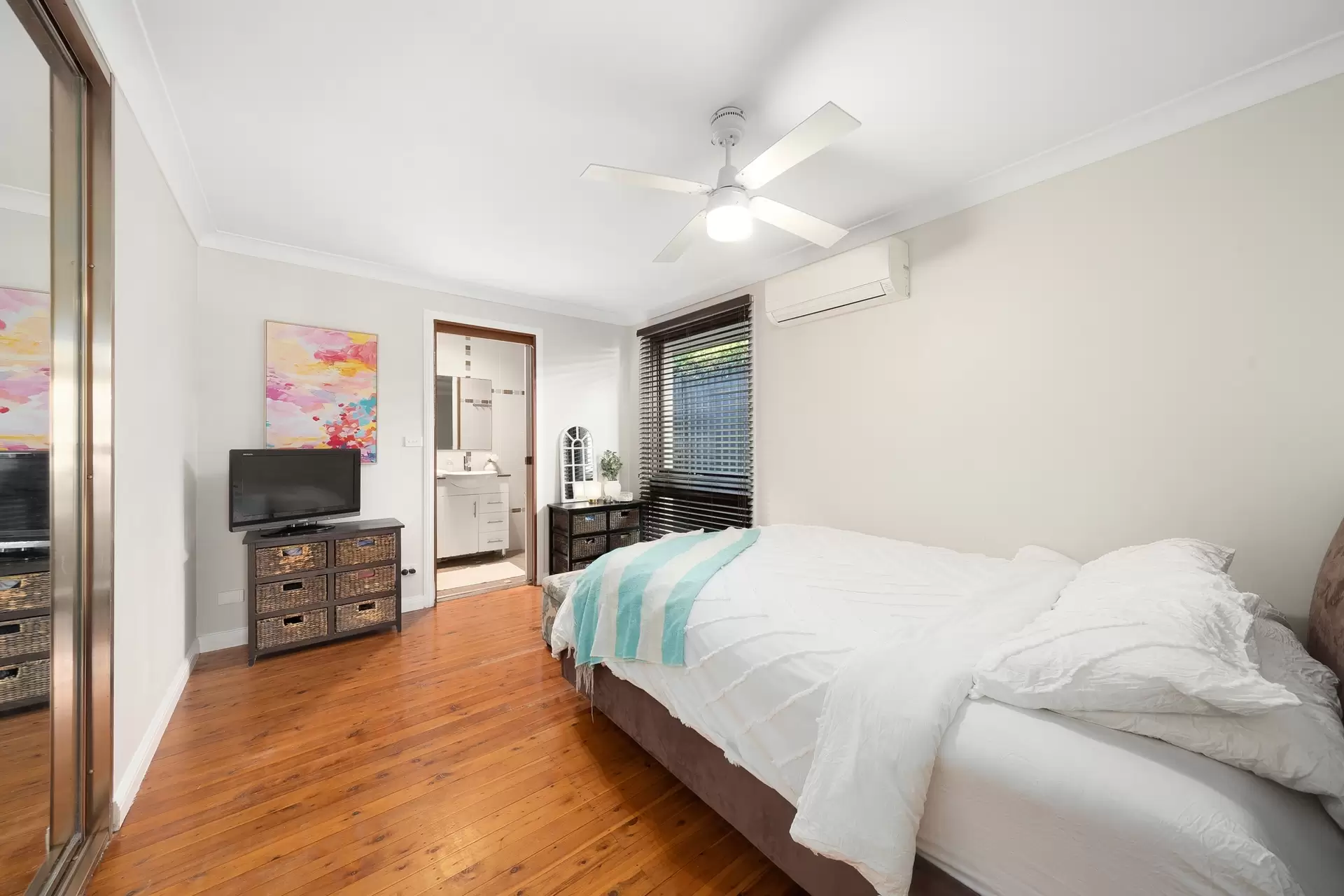 15 Apollo Avenue, Baulkham Hills Sold by Richard Matthews Real Estate - image 4