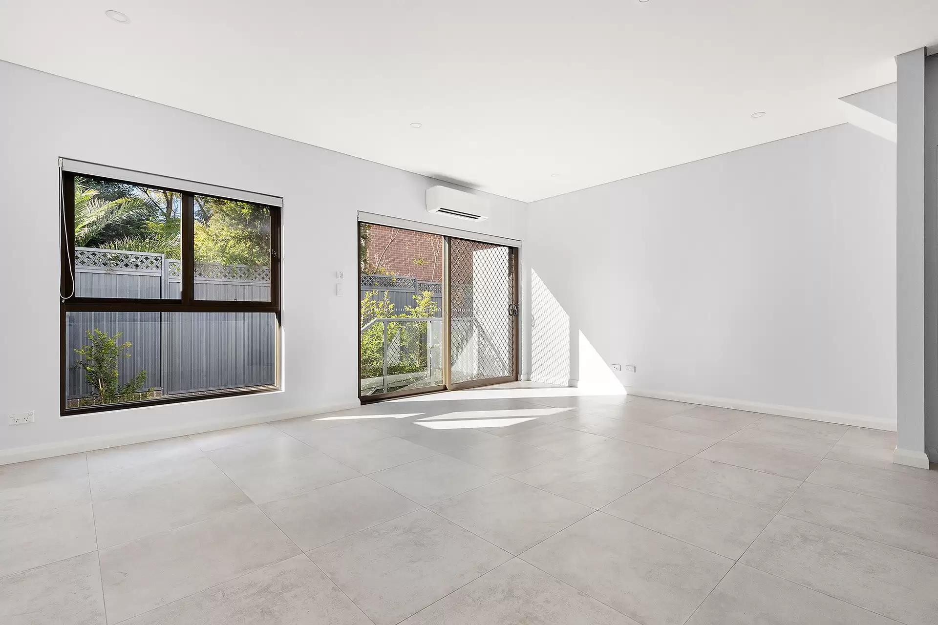 12/49-51 Boronia Street, South Wentworthville Leased by Richard Matthews Real Estate - image 2