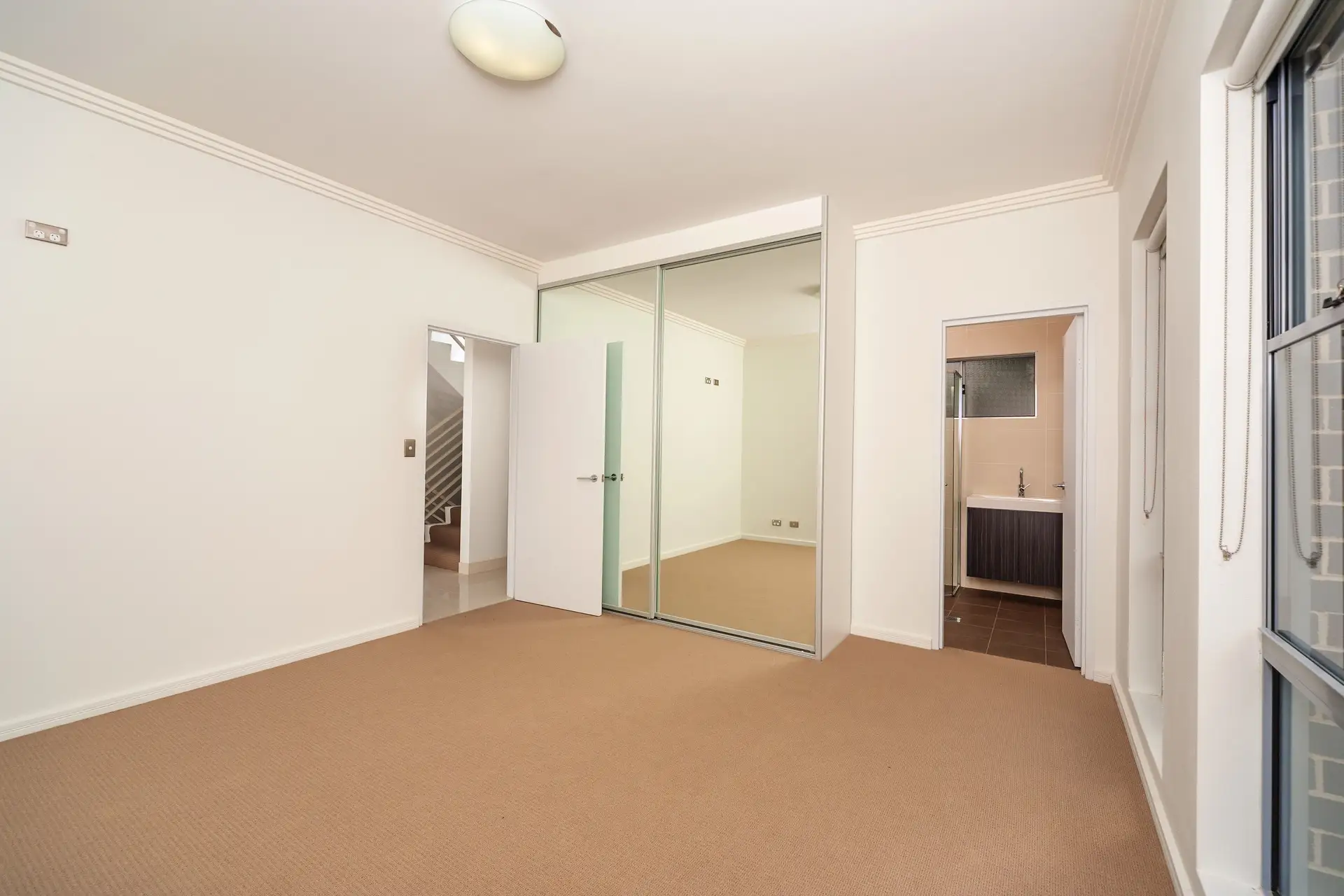 1&3/7 Cheltenham Road, Croydon Sold by Richard Matthews Real Estate - image 3
