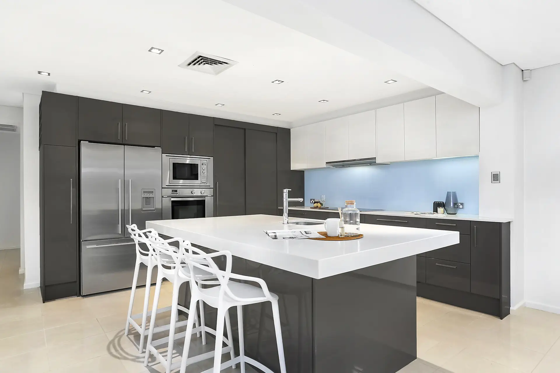 130 Flinders Road, Georges Hall Sold by Richard Matthews Real Estate - image 3