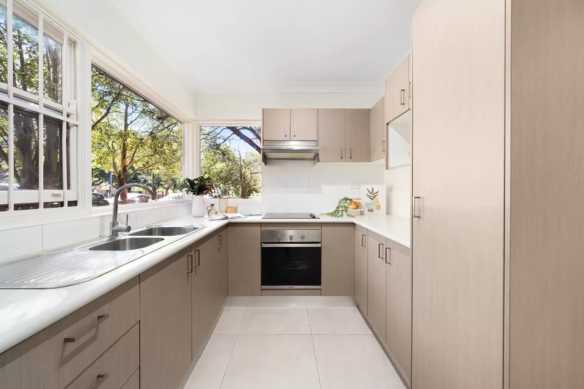 8/70-74 The Boulevarde, Strathfield Sold by Richard Matthews Real Estate - image 4
