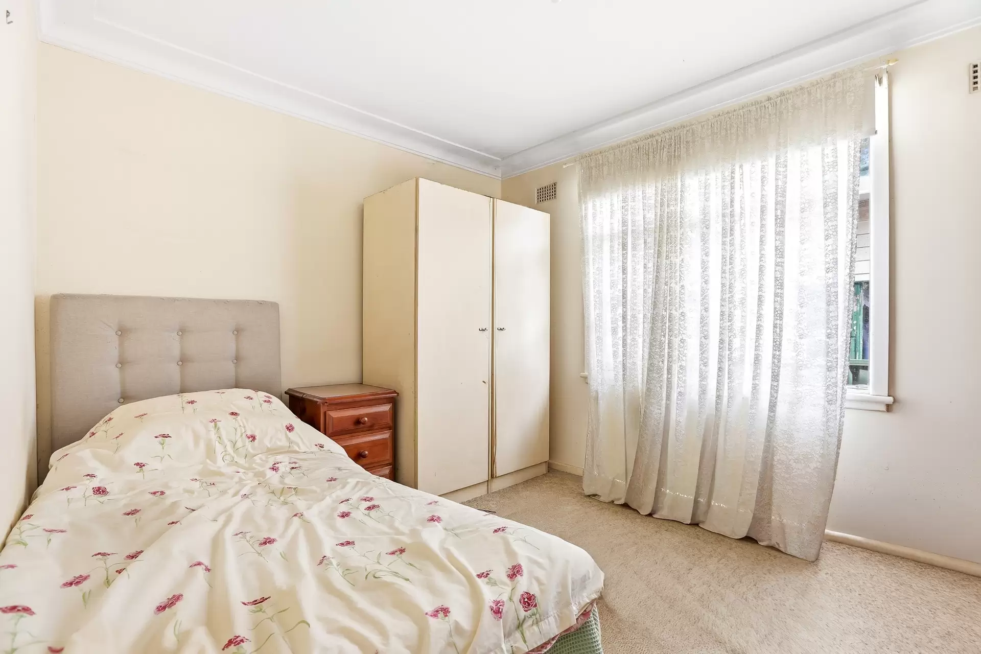 8 Iona Street, Blacktown Sold by Richard Matthews Real Estate - image 6