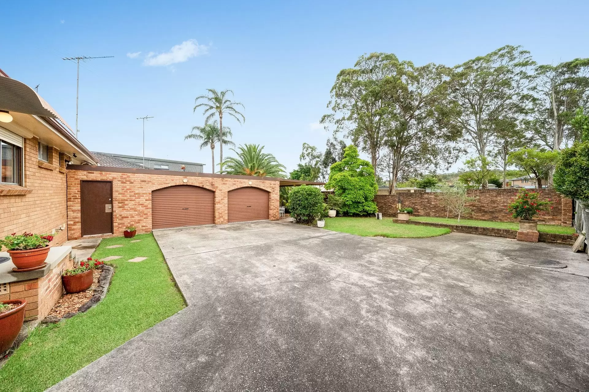 42 Oak Drive, Georges Hall Leased by Richard Matthews Real Estate - image 8