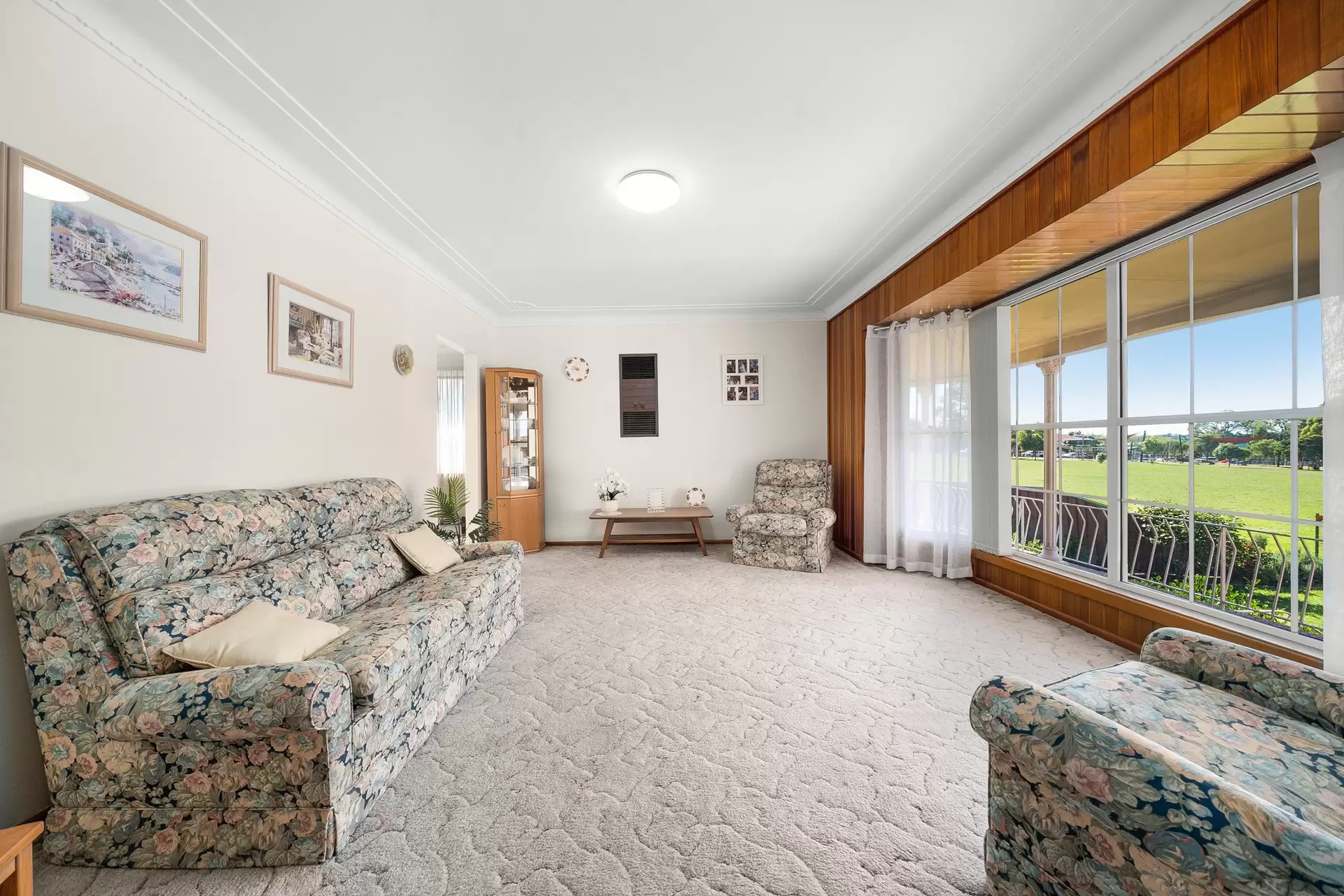 7 Usher Crescent, Sefton Sold by Richard Matthews Real Estate - image 3