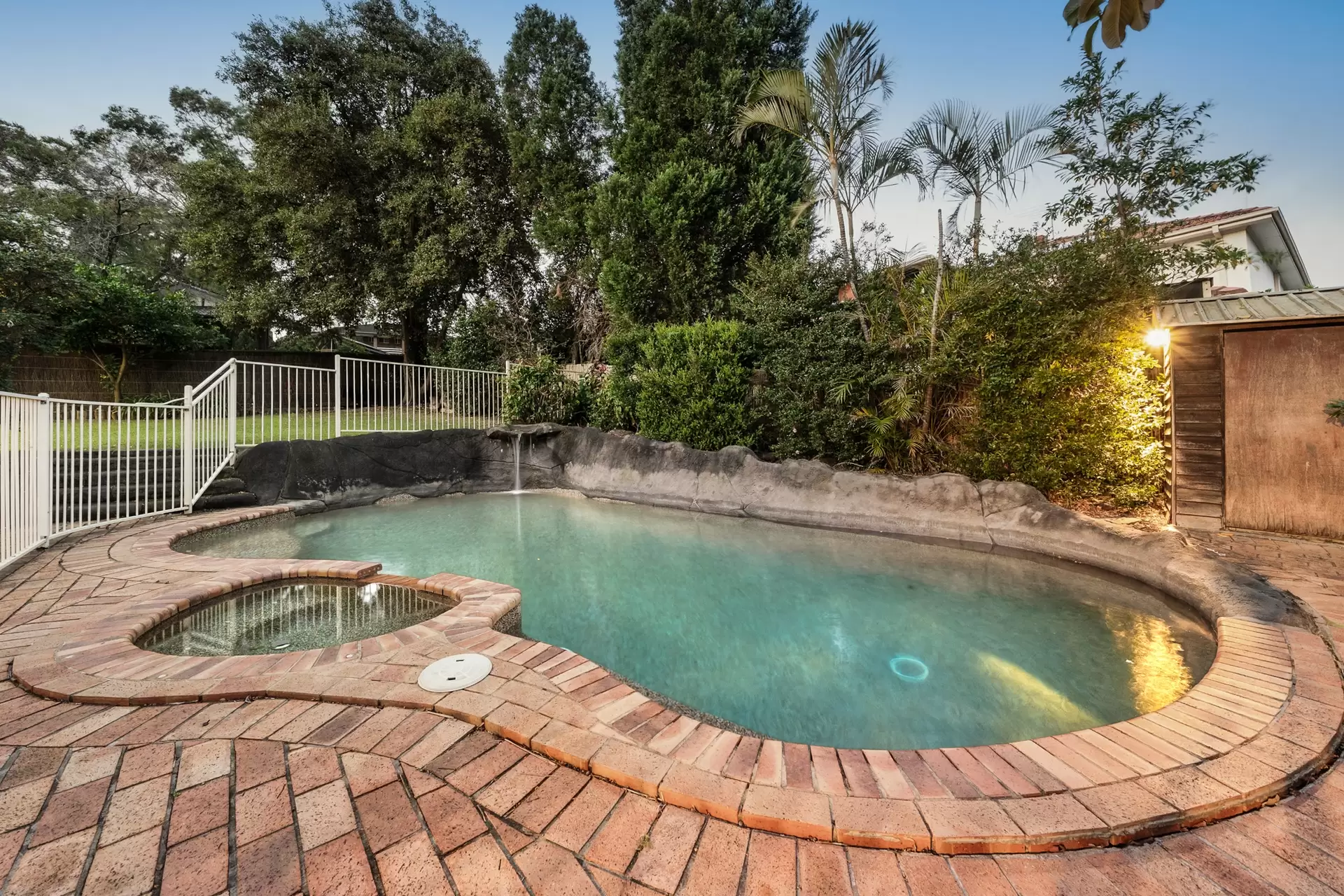 48 Luculia Avenue, Baulkham Hills Sold by Richard Matthews Real Estate - image 10