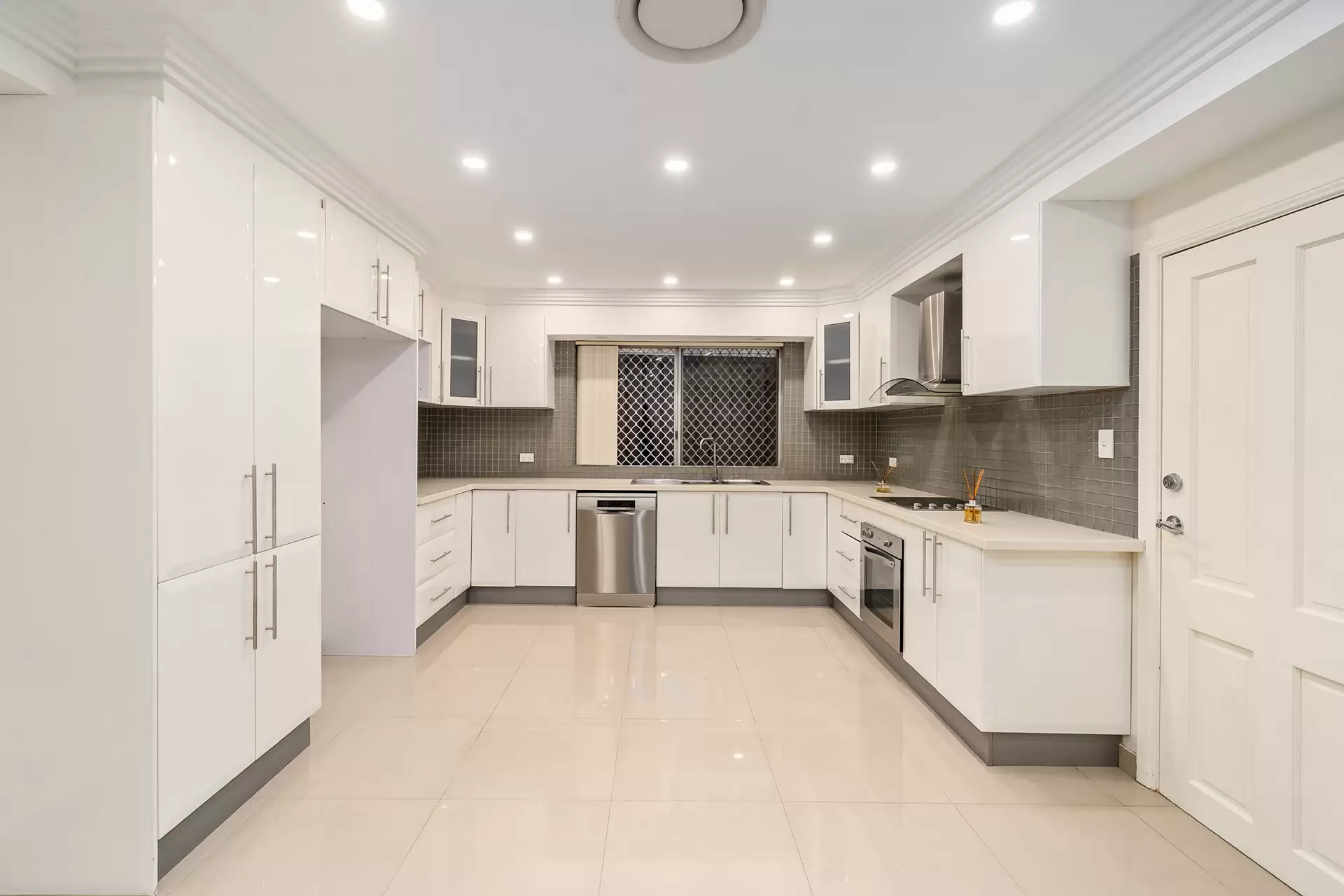20 Allison Avenue, Condell Park For Sale by Richard Matthews Real Estate - image 3