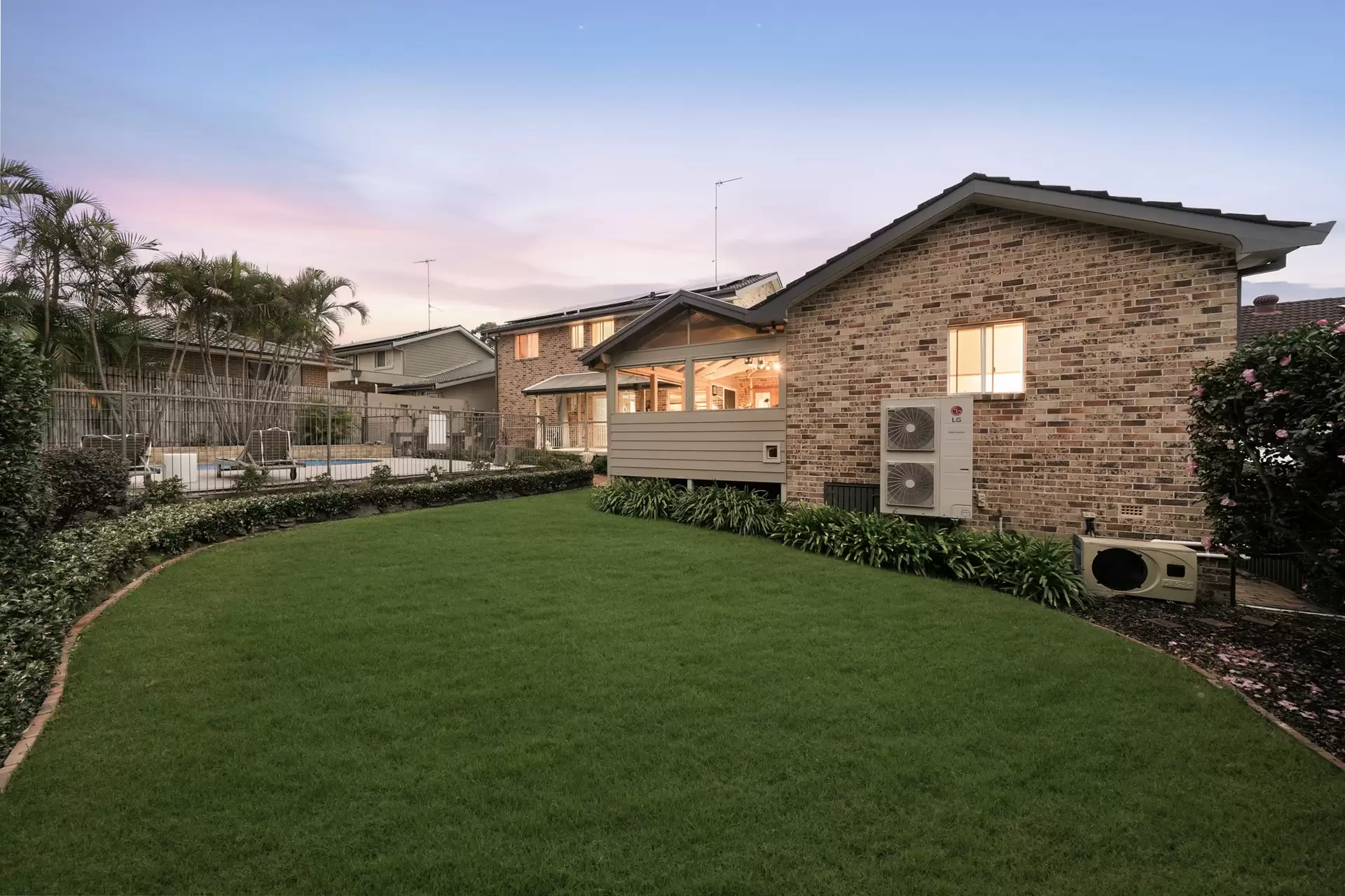 12 Radford Place, Castle Hill Sold by Richard Matthews Real Estate - image 2