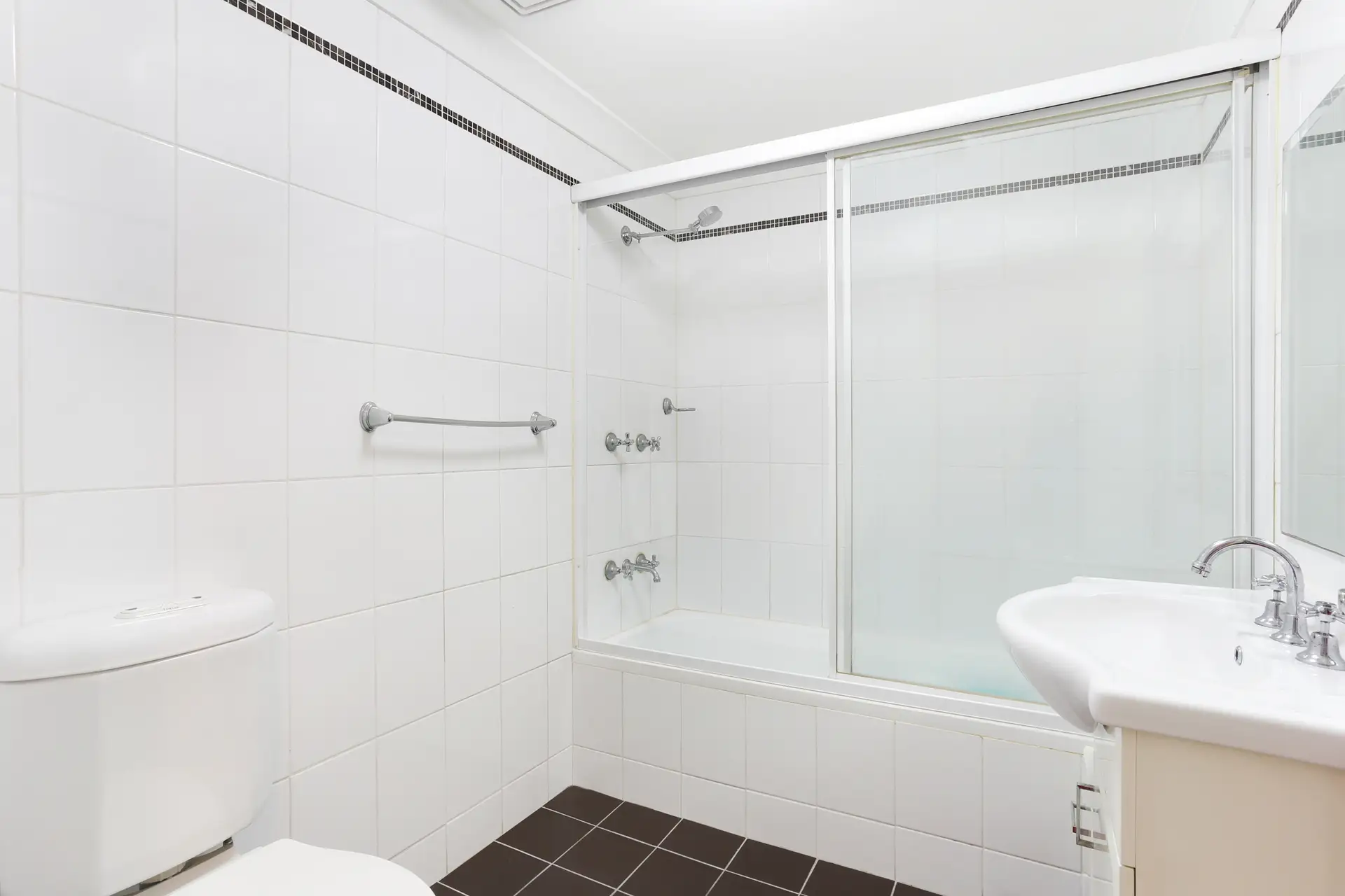 1/123 Arthur Street, Strathfield Sold by Richard Matthews Real Estate - image 5