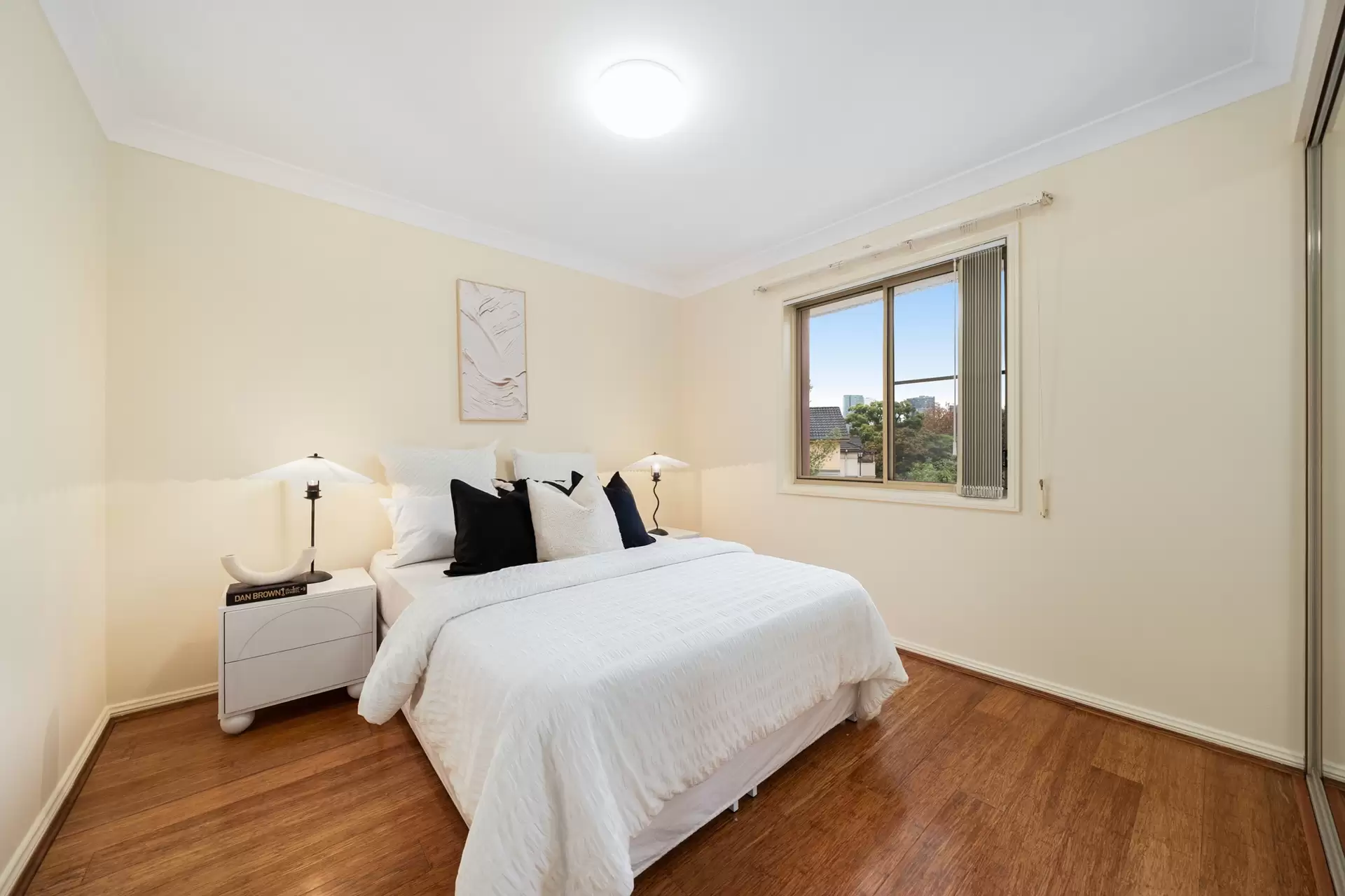 12 Wiltshire Close, Liberty Grove Sold by Richard Matthews Real Estate - image 6