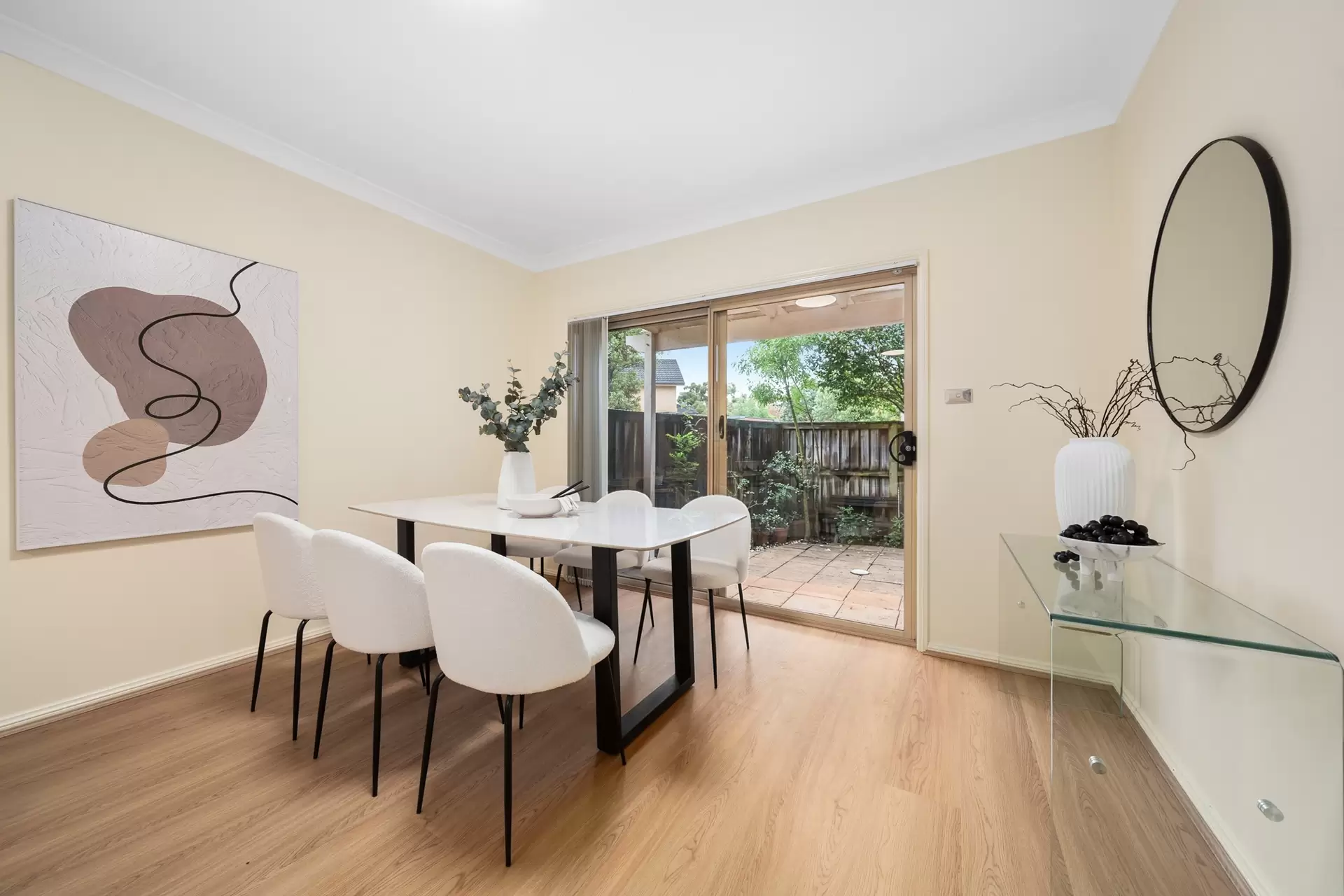 12 Wiltshire Close, Liberty Grove Sold by Richard Matthews Real Estate - image 4