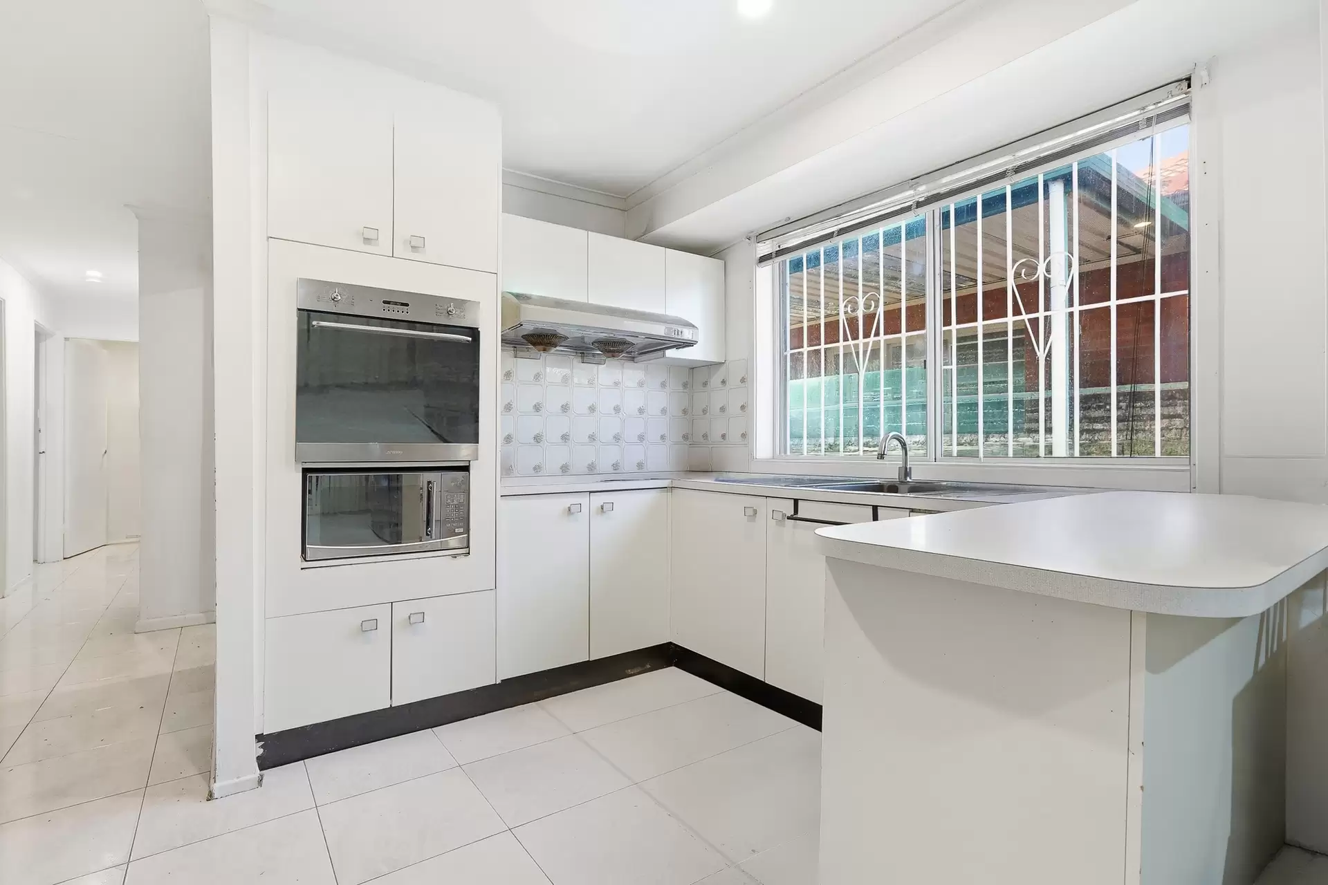 48 Kent Street, Blacktown Auction by Richard Matthews Real Estate - image 5