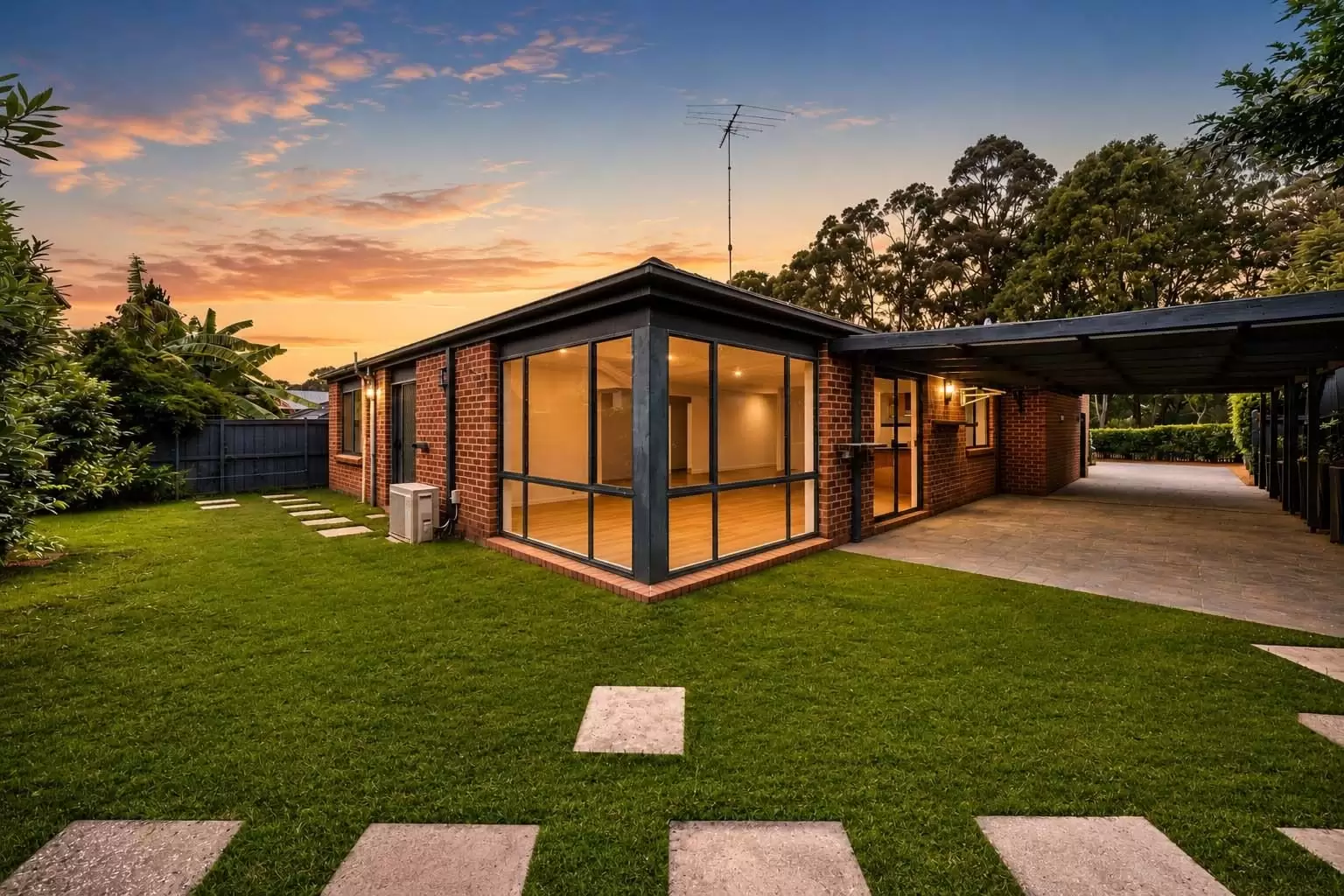 23 Armine Way, Beaumont Hills Sold by Richard Matthews Real Estate - image 3