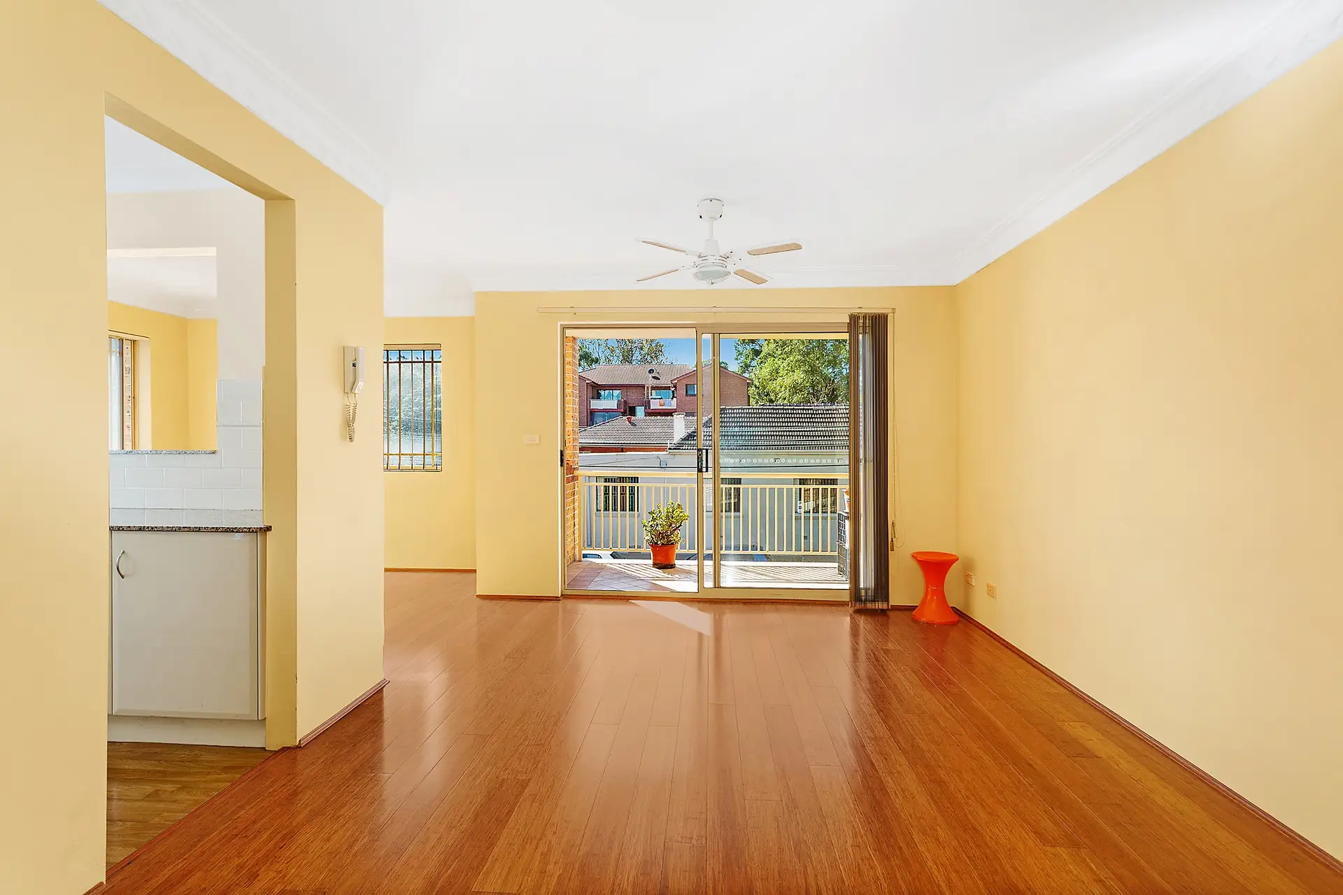 10/6 Grosvenor Street, Croydon Sold by Richard Matthews Real Estate - image 3