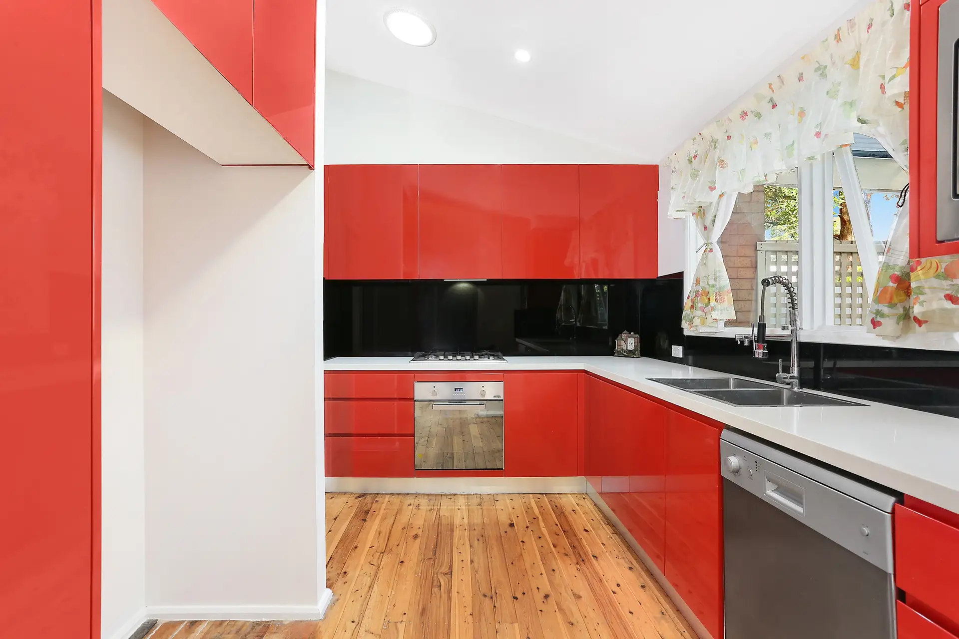 3/2 Kardella Court, Condell Park Sold by Richard Matthews Real Estate - image 3