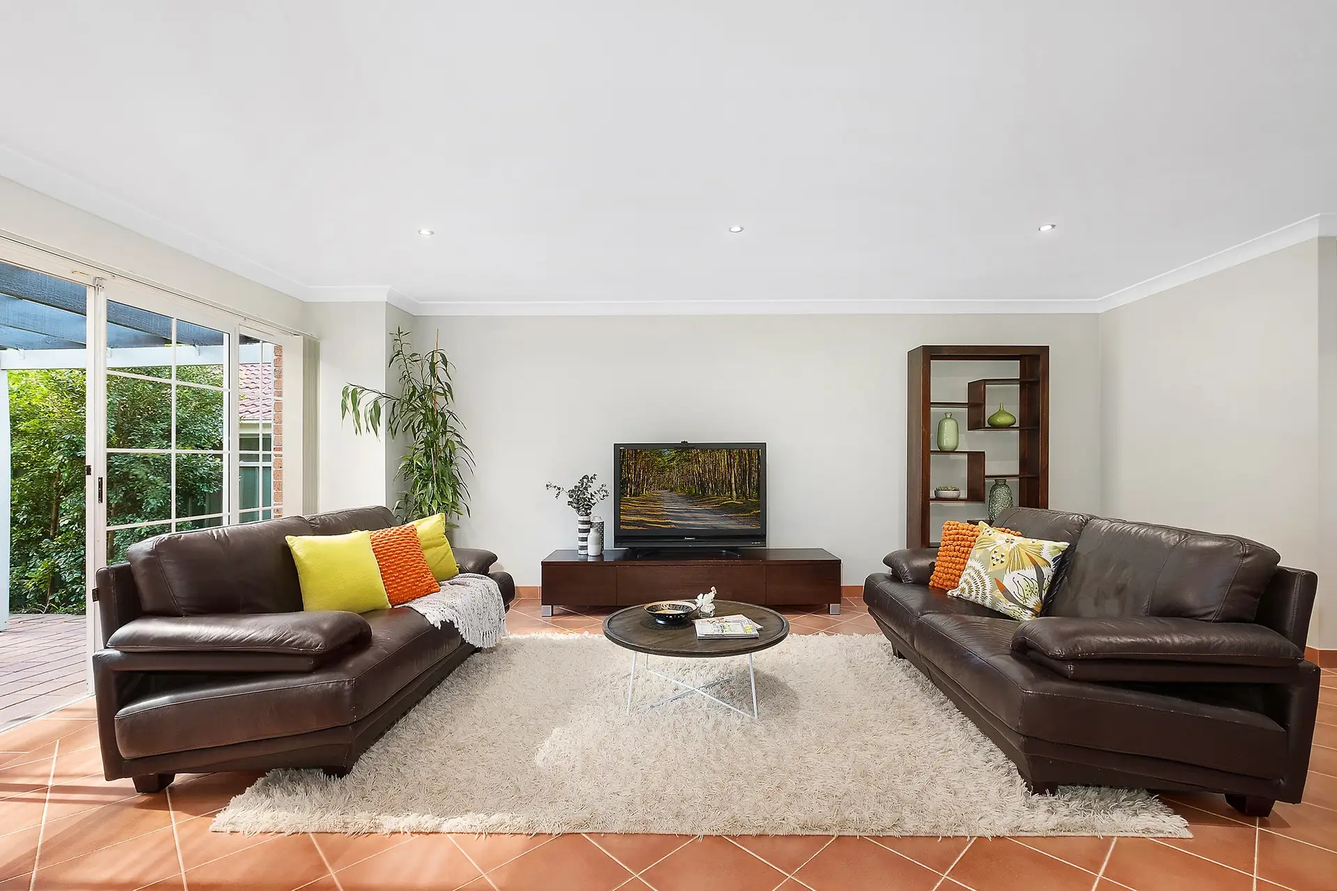 99 Sturt Avenue, Georges Hall Sold by Richard Matthews Real Estate - image 5