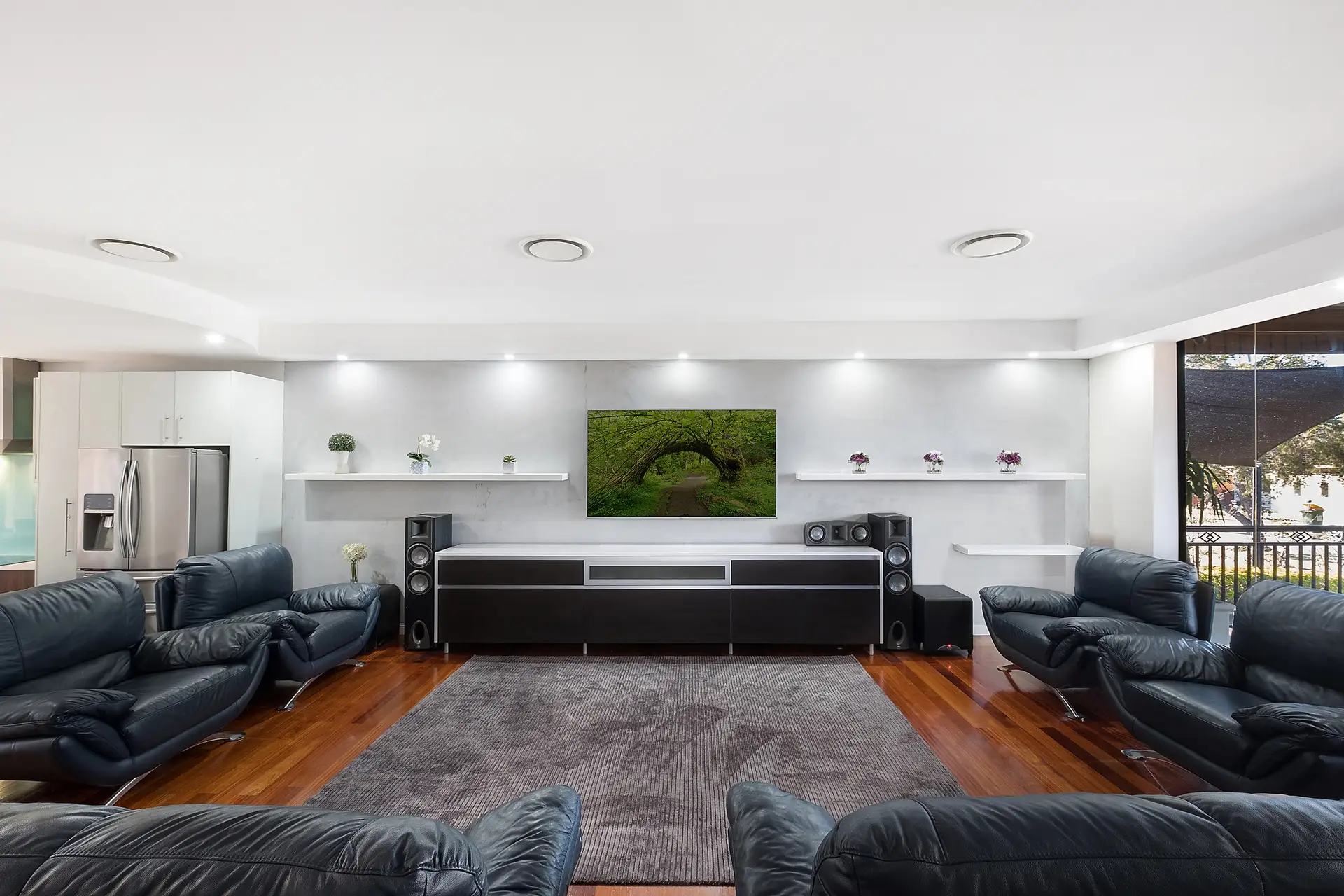 1 Wright Close, Georges Hall Sold by Richard Matthews Real Estate - image 4