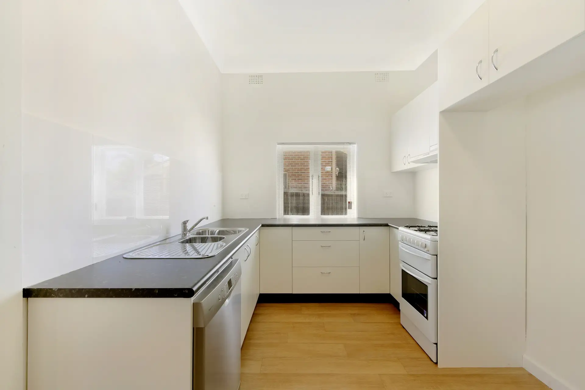 55 Long Street, Strathfield Sold by Richard Matthews Real Estate - image 2