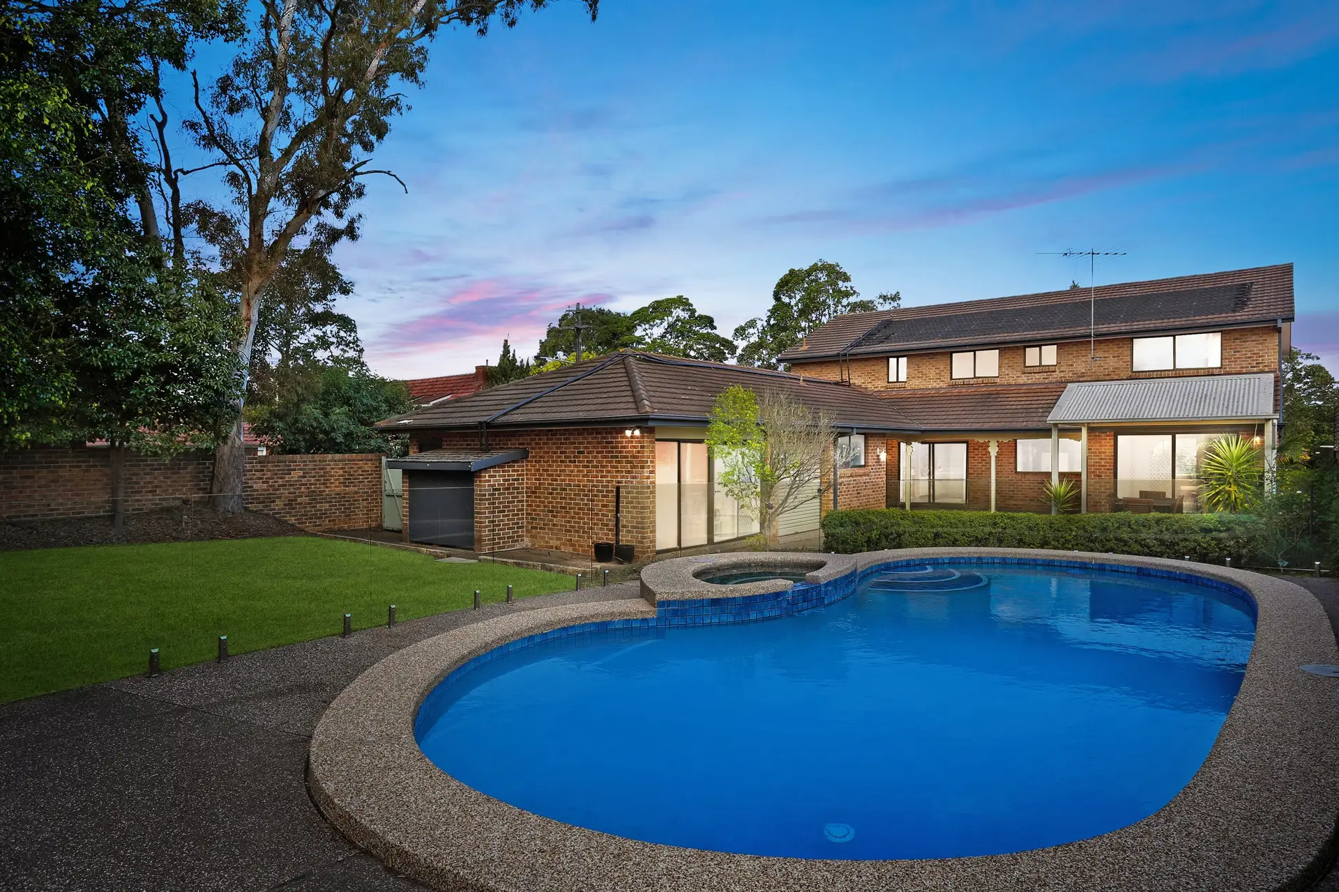 79 Newton Road, Strathfield Sold by Richard Matthews Real Estate - image 5