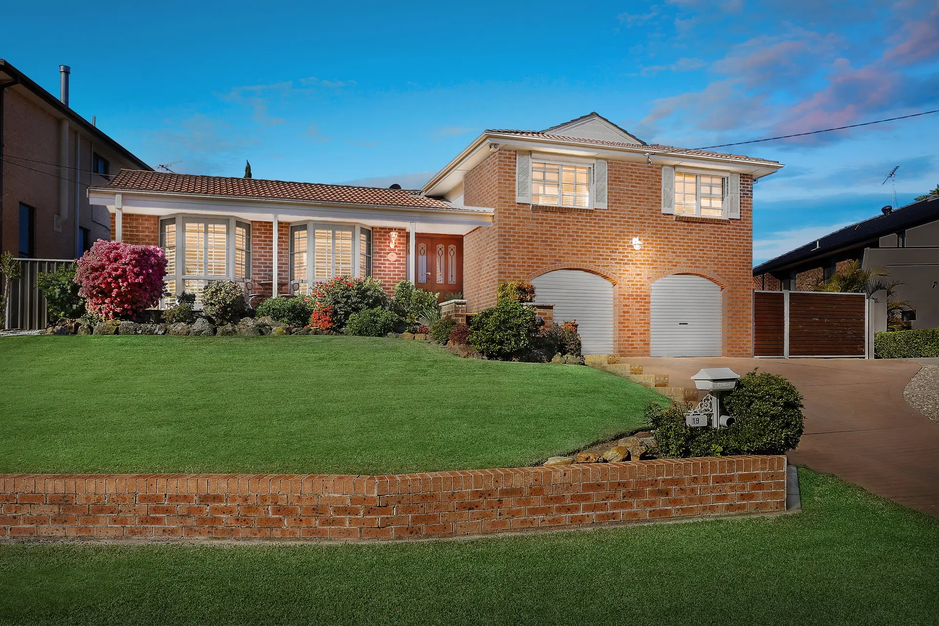 19 Linda Avenue, Bass Hill Sold by Richard Matthews Real Estate - image 1