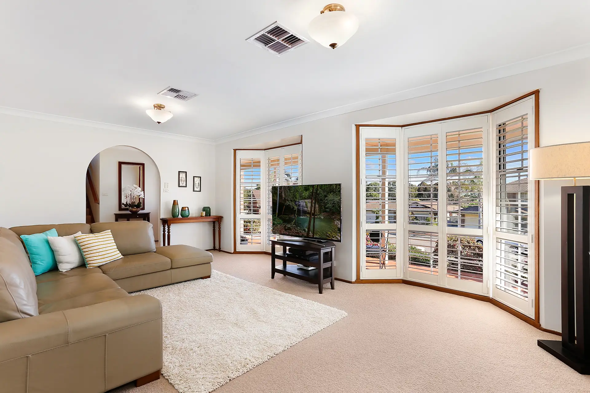 19 Linda Avenue, Bass Hill Sold by Richard Matthews Real Estate - image 3