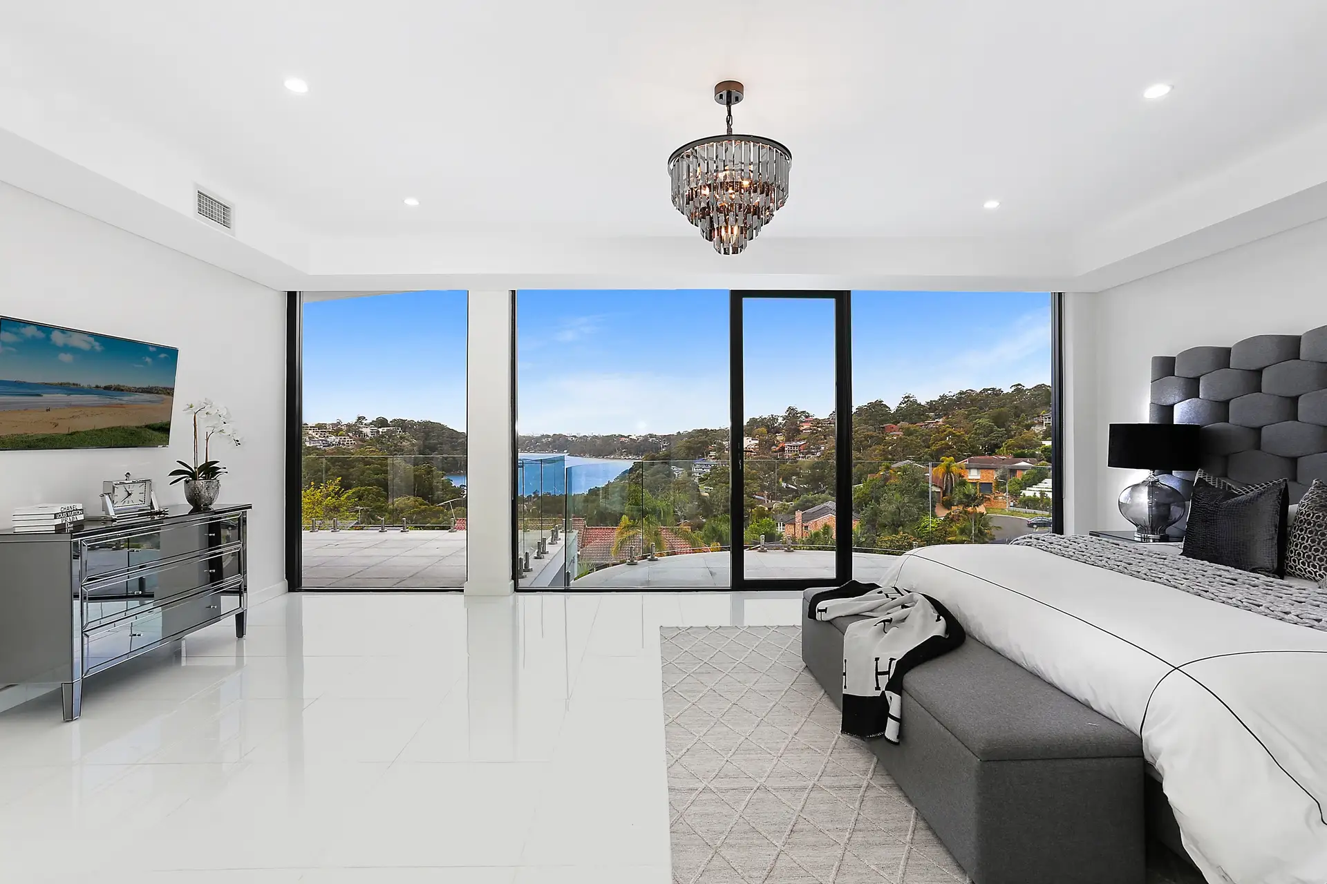 10 McPherson Place, Illawong Sold by Richard Matthews Real Estate - image 5