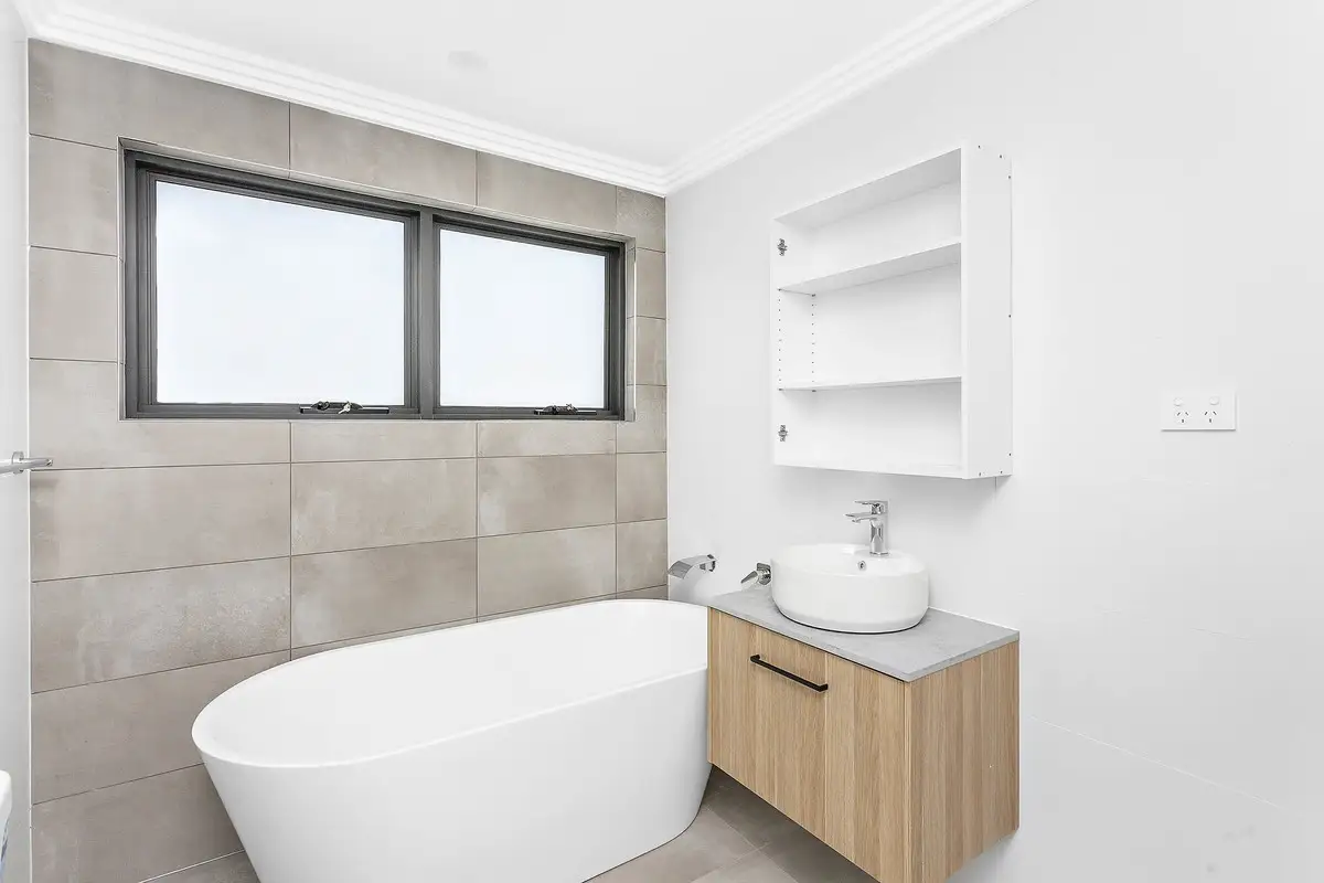 1B Cheatle Street, East Hills Sold by Richard Matthews Real Estate - image 5