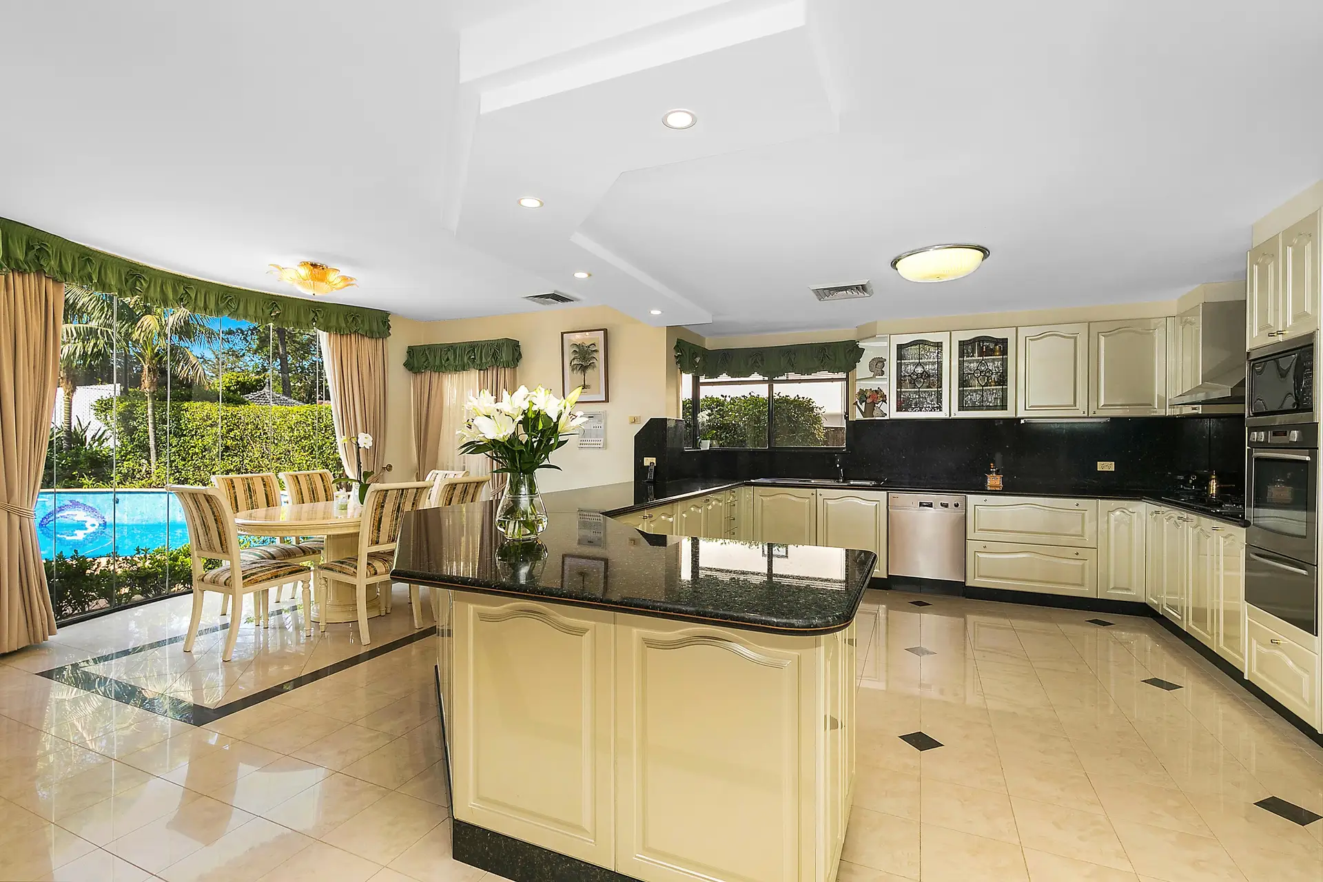 89 Newton Road, Strathfield Sold by Richard Matthews Real Estate - image 5