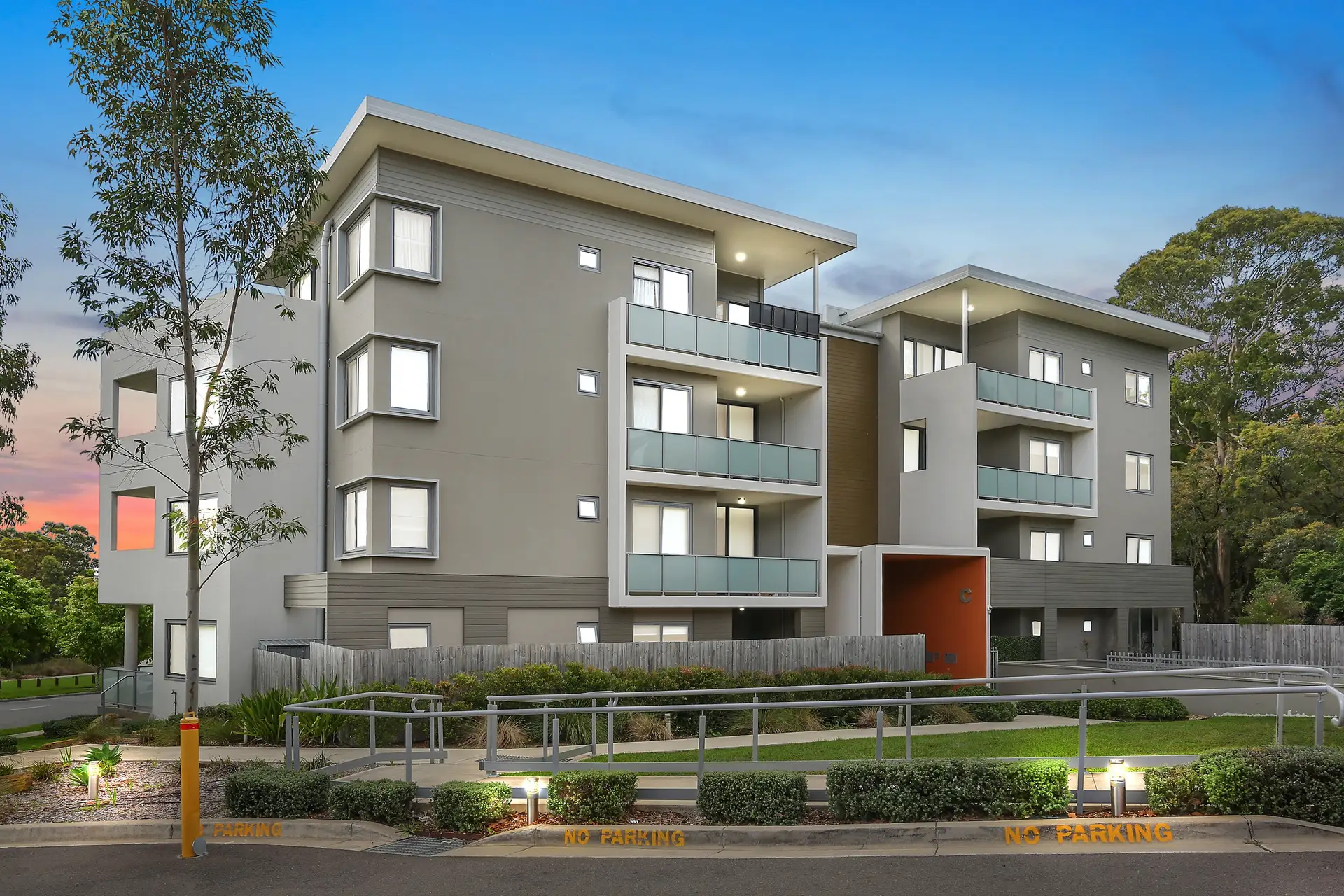 C403/2 Rowe Drive, Potts Hill Sold by Richard Matthews Real Estate - image 1