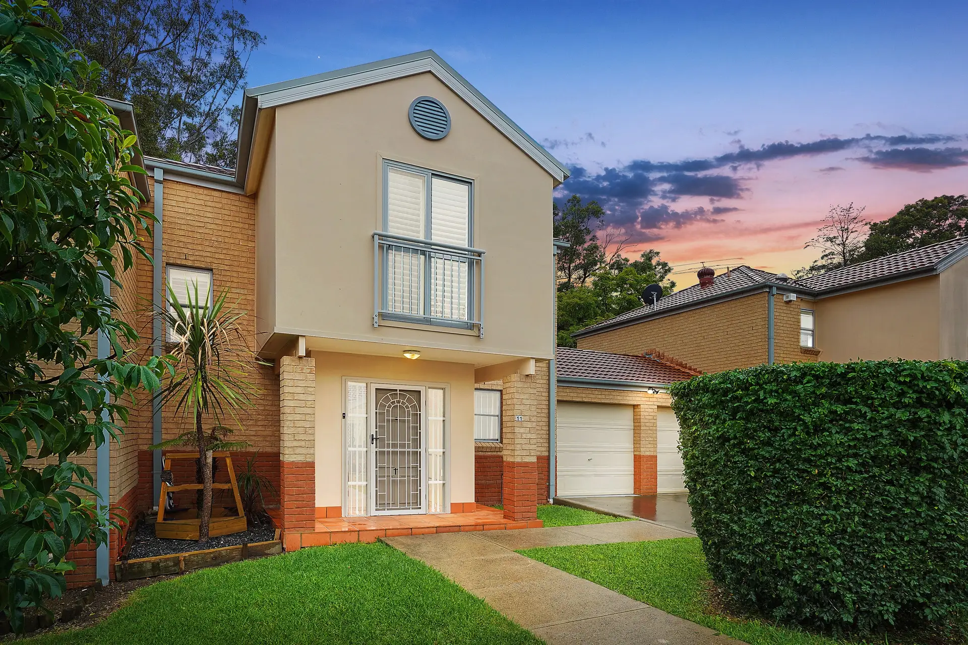 11/1 Quarry Close, Yagoona Sold by Richard Matthews Real Estate - image 1