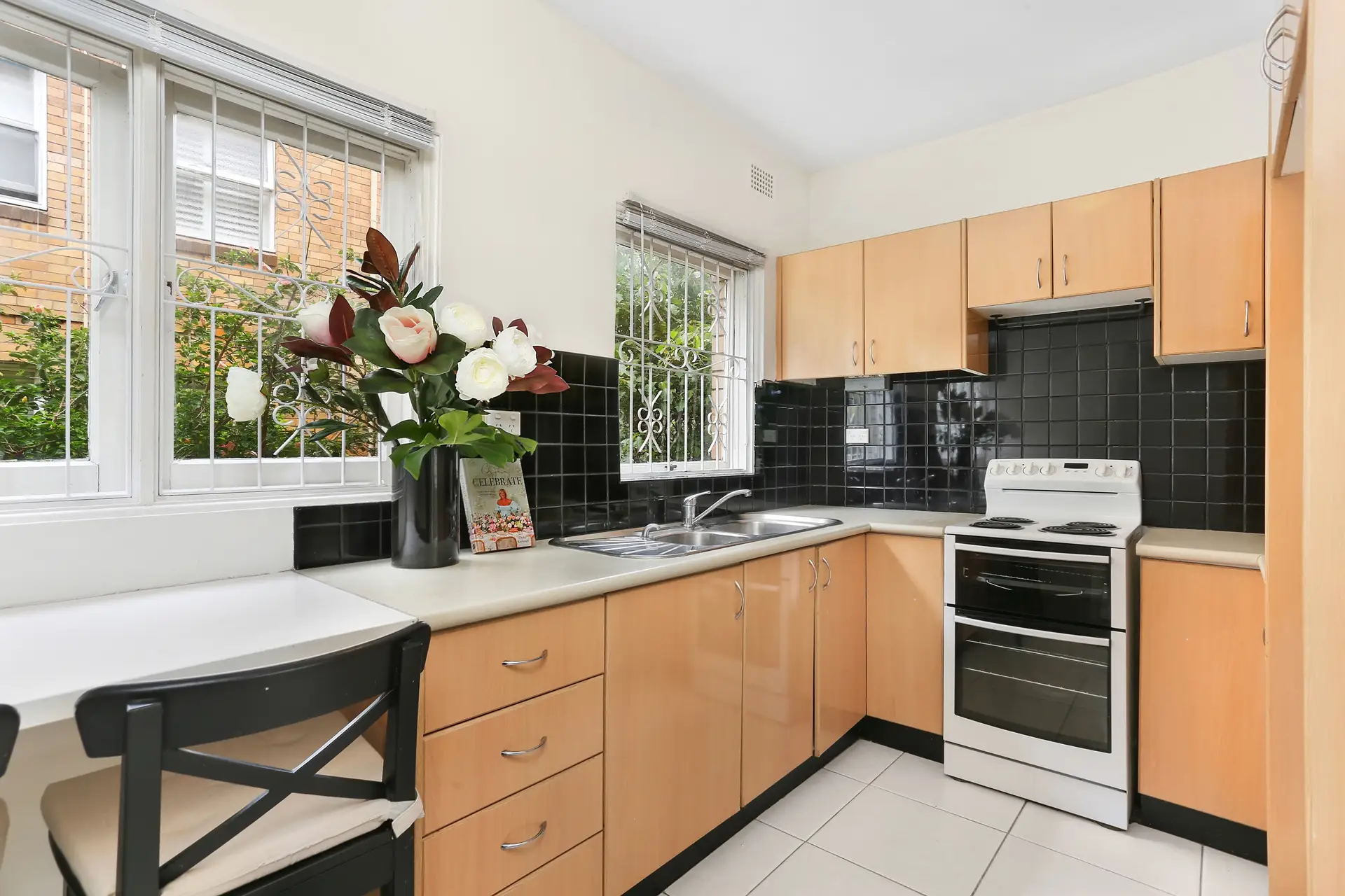 1/5A Gower Street, Summer Hill Sold by Richard Matthews Real Estate - image 2