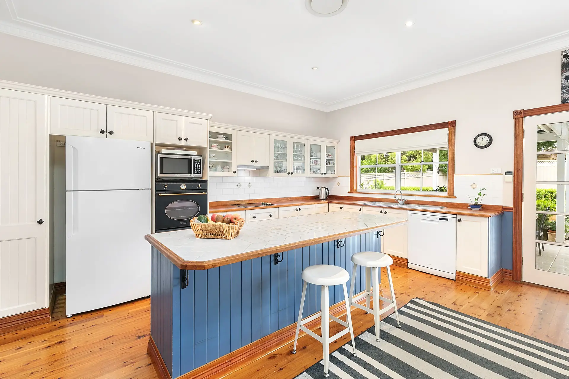 9 Raymond Avenue, Northmead Sold by Richard Matthews Real Estate - image 2