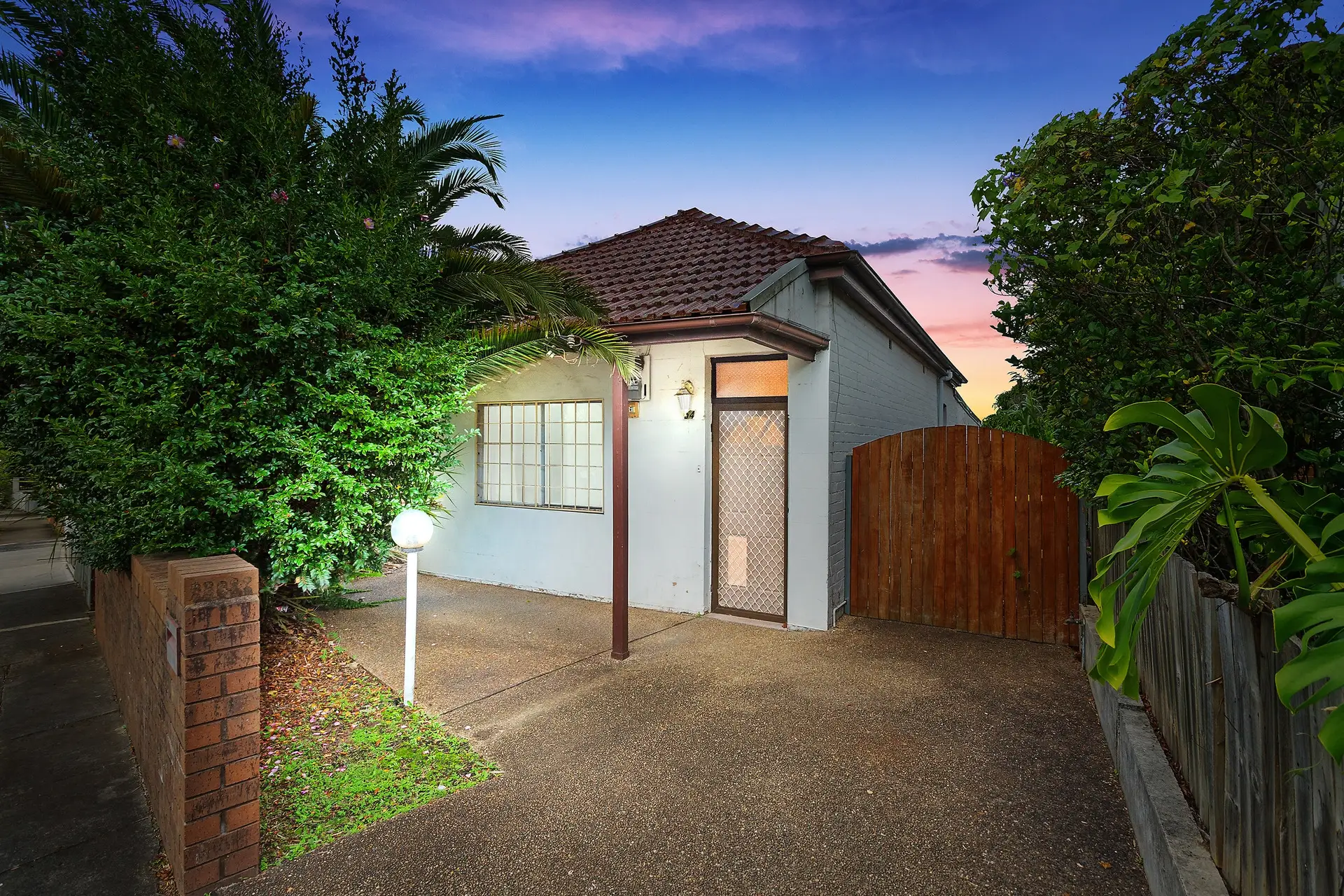 54 Croydon Avenue, Croydon Sold by Richard Matthews Real Estate - image 2