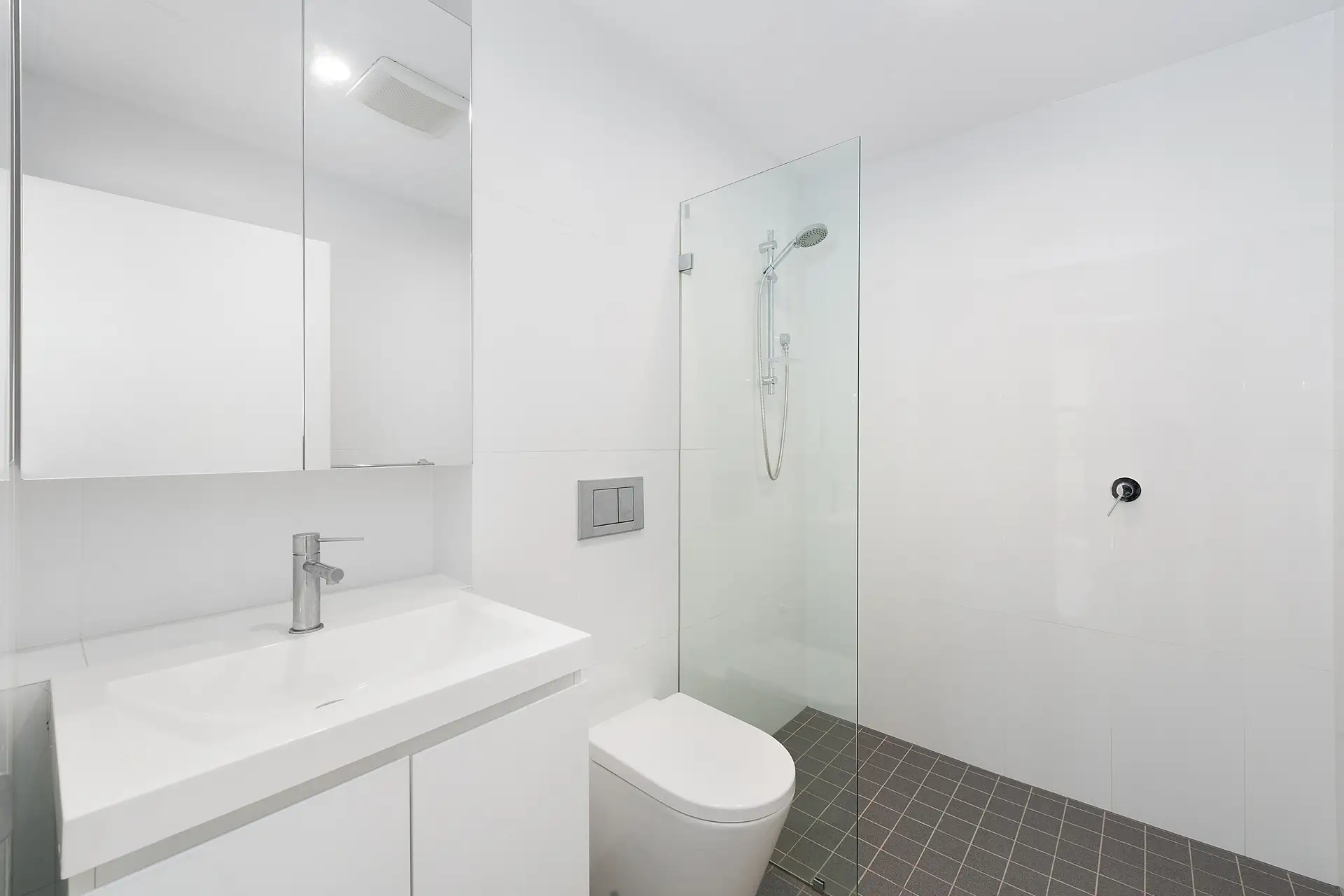 601/2 Angas Street, Meadowbank Sold by Richard Matthews Real Estate - image 6